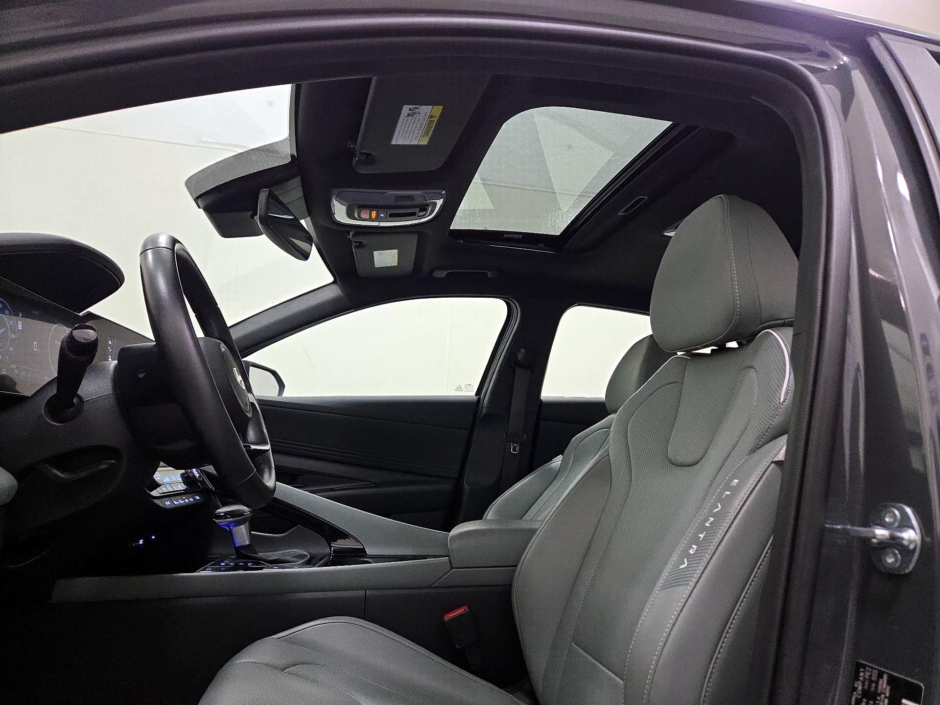 Thumbnail: 2025 Hyundai Elantra - 20
