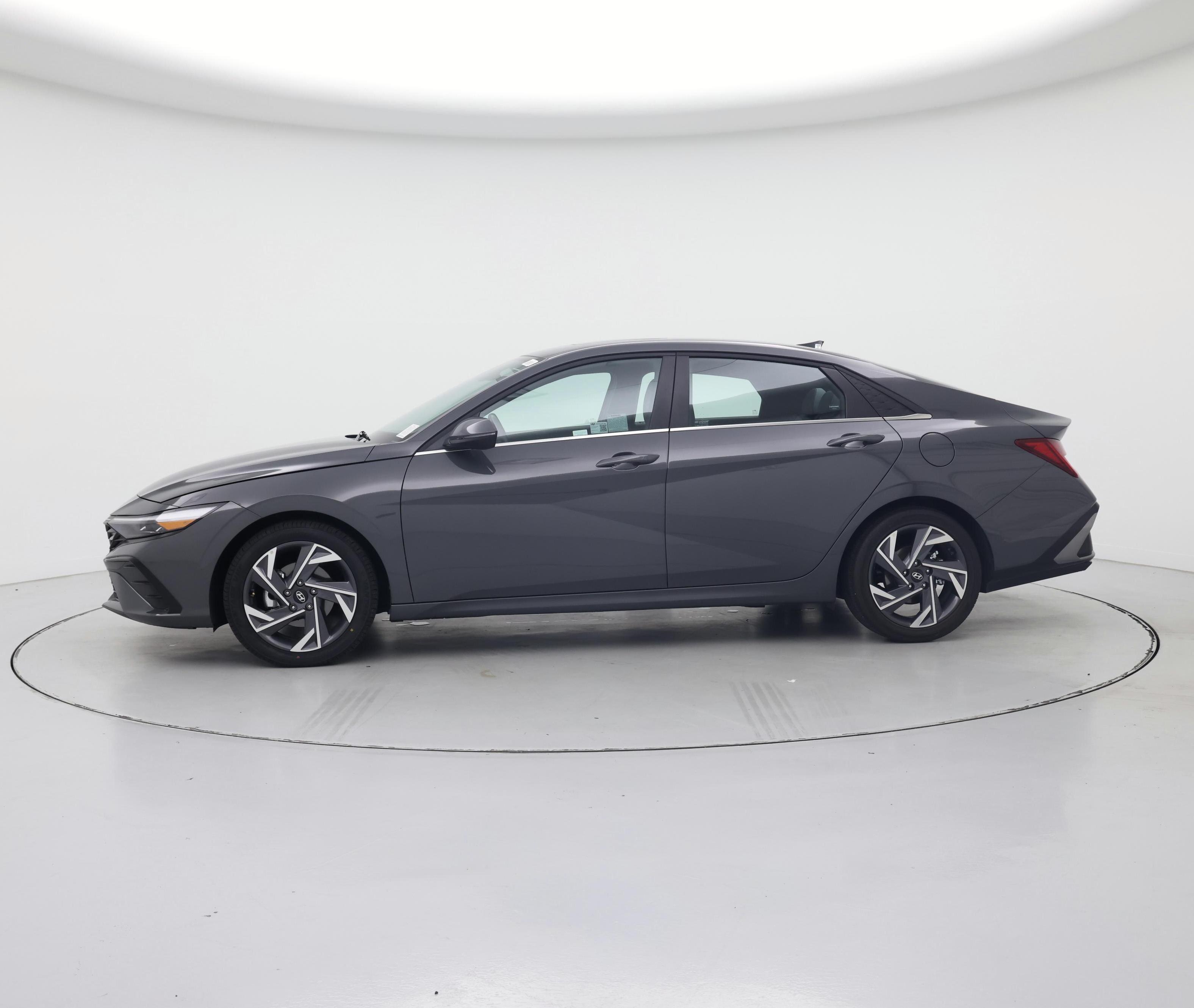 Thumbnail: 2025 Hyundai Elantra - 3