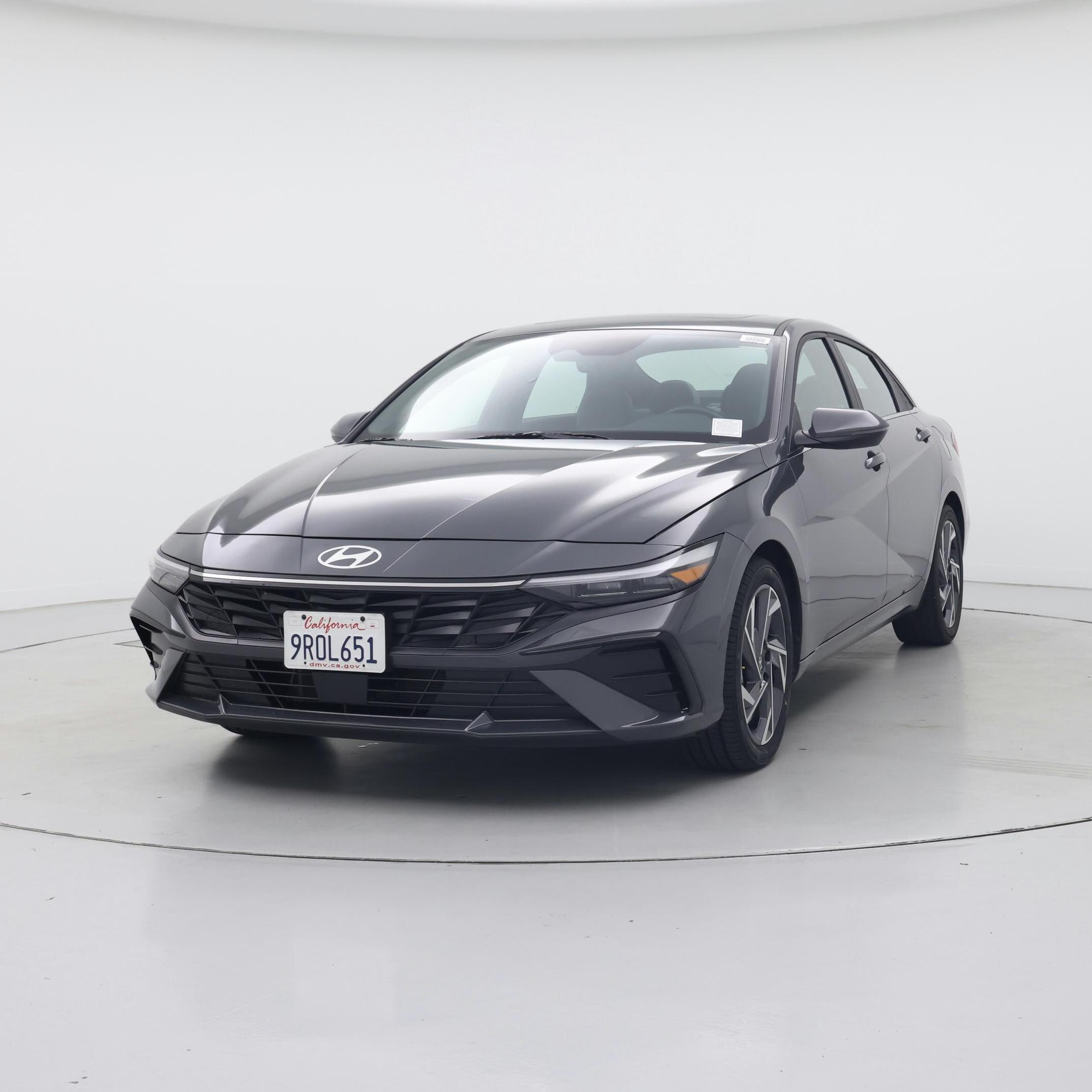 Thumbnail: 2025 Hyundai Elantra - 4