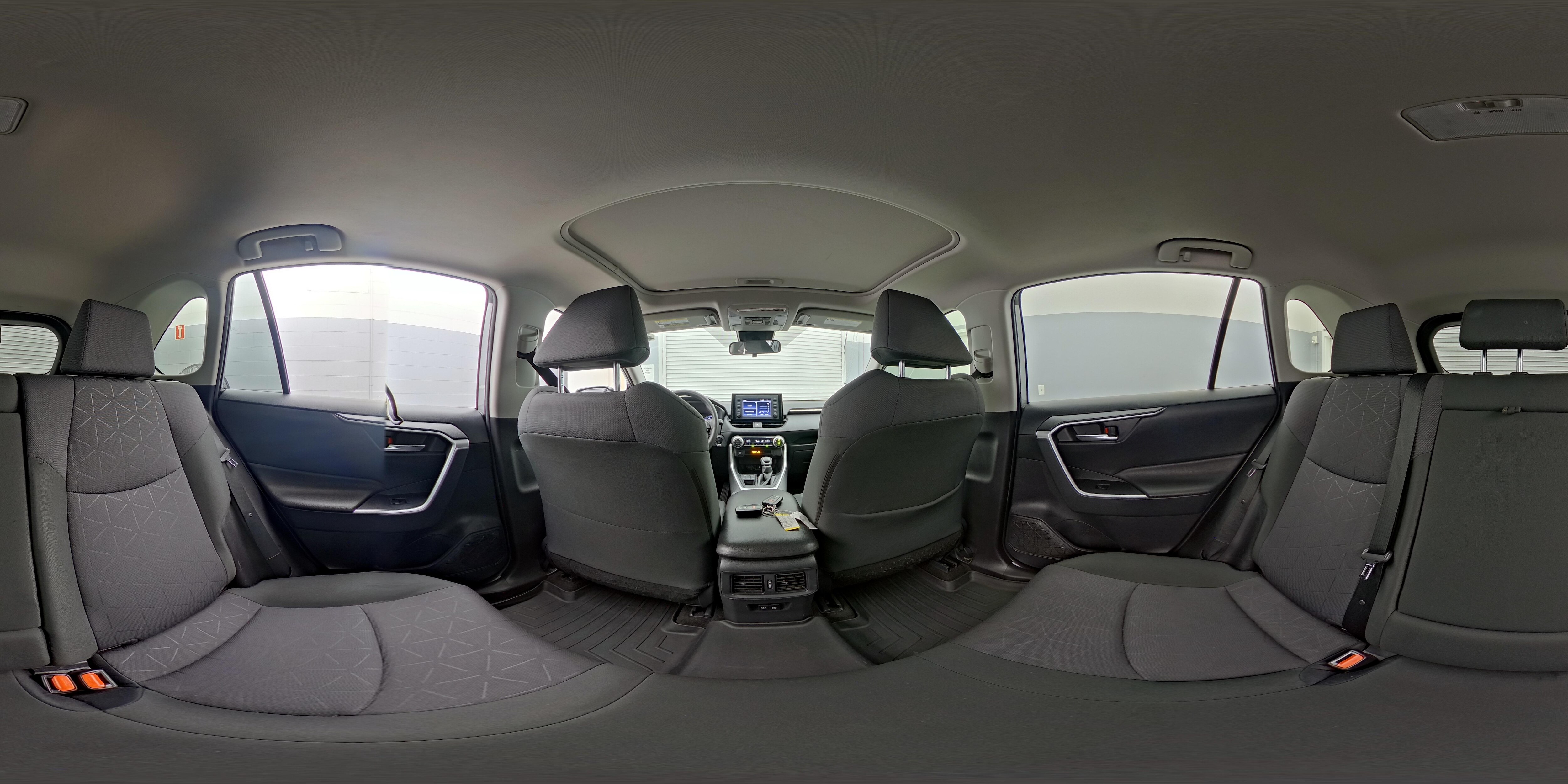 2019 Toyota RAV4 XLE - Photo 26