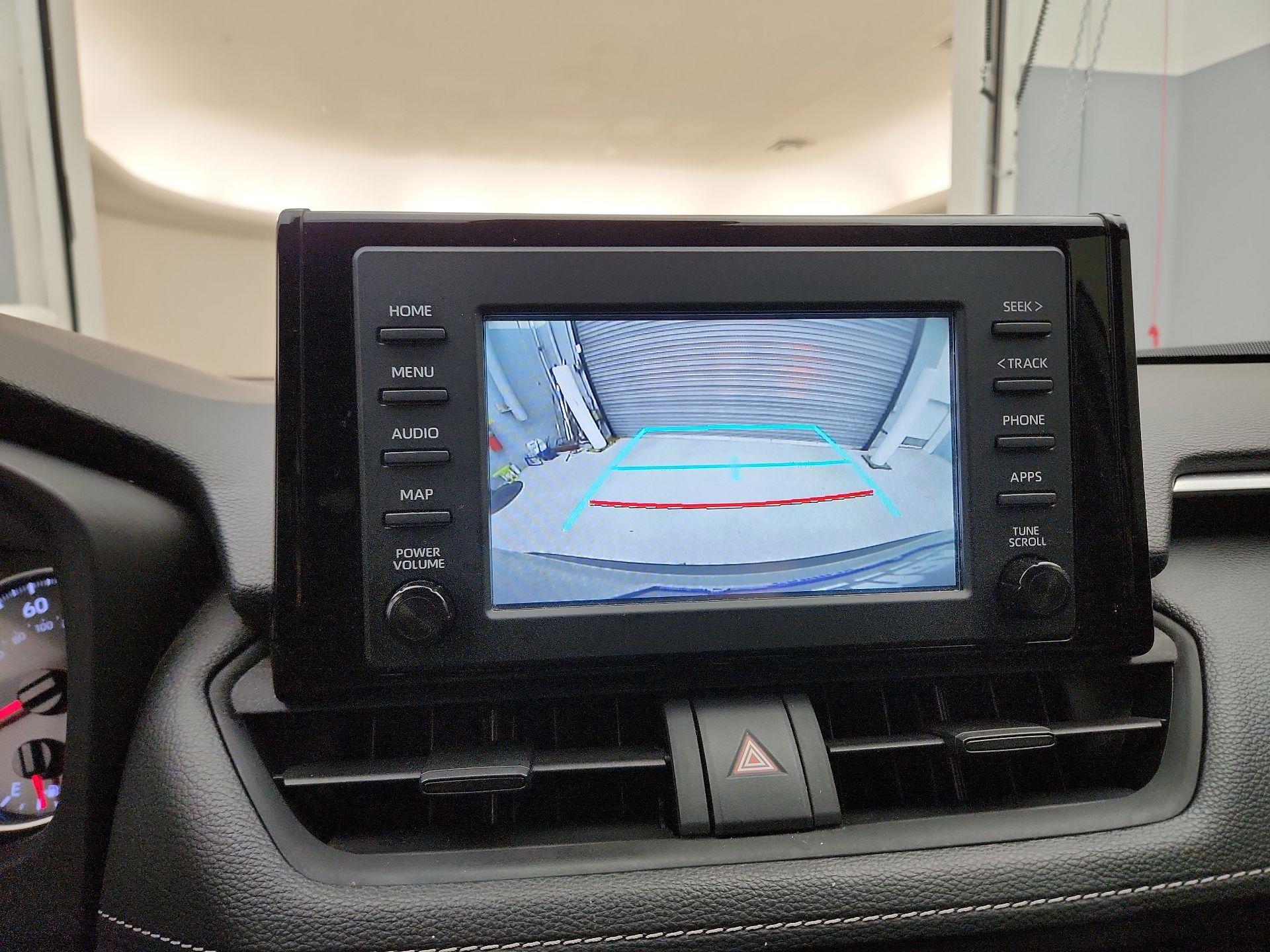 Thumbnail: 2019 Toyota RAV4 - 14