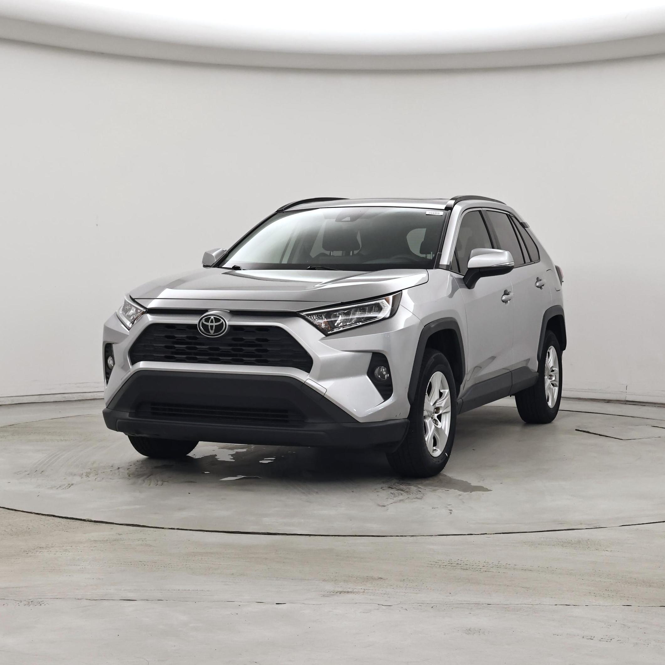 Thumbnail: 2019 Toyota RAV4 - 4