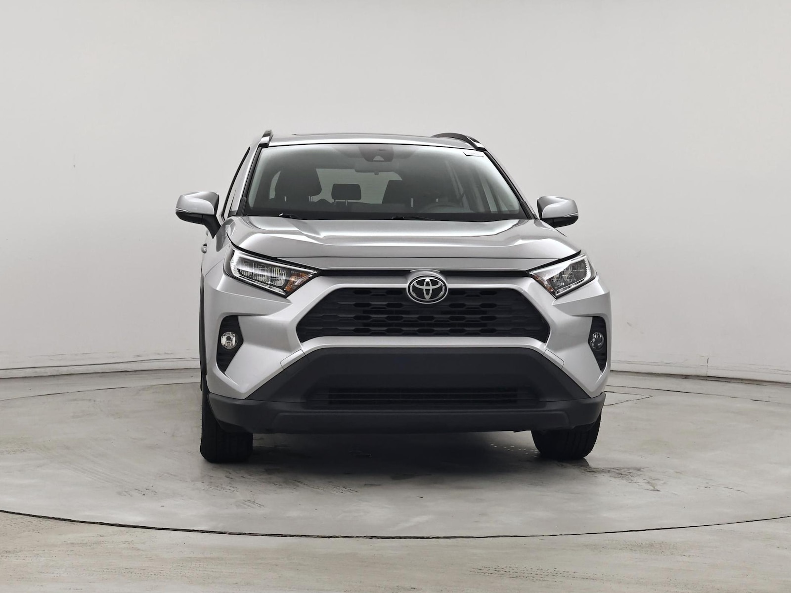 2019 Toyota RAV4 XLE - Photo 6