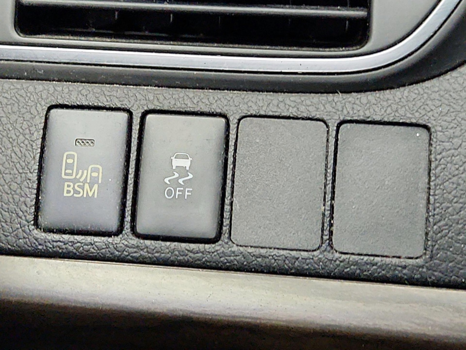 2017 Toyota Camry XLE - Photo 14