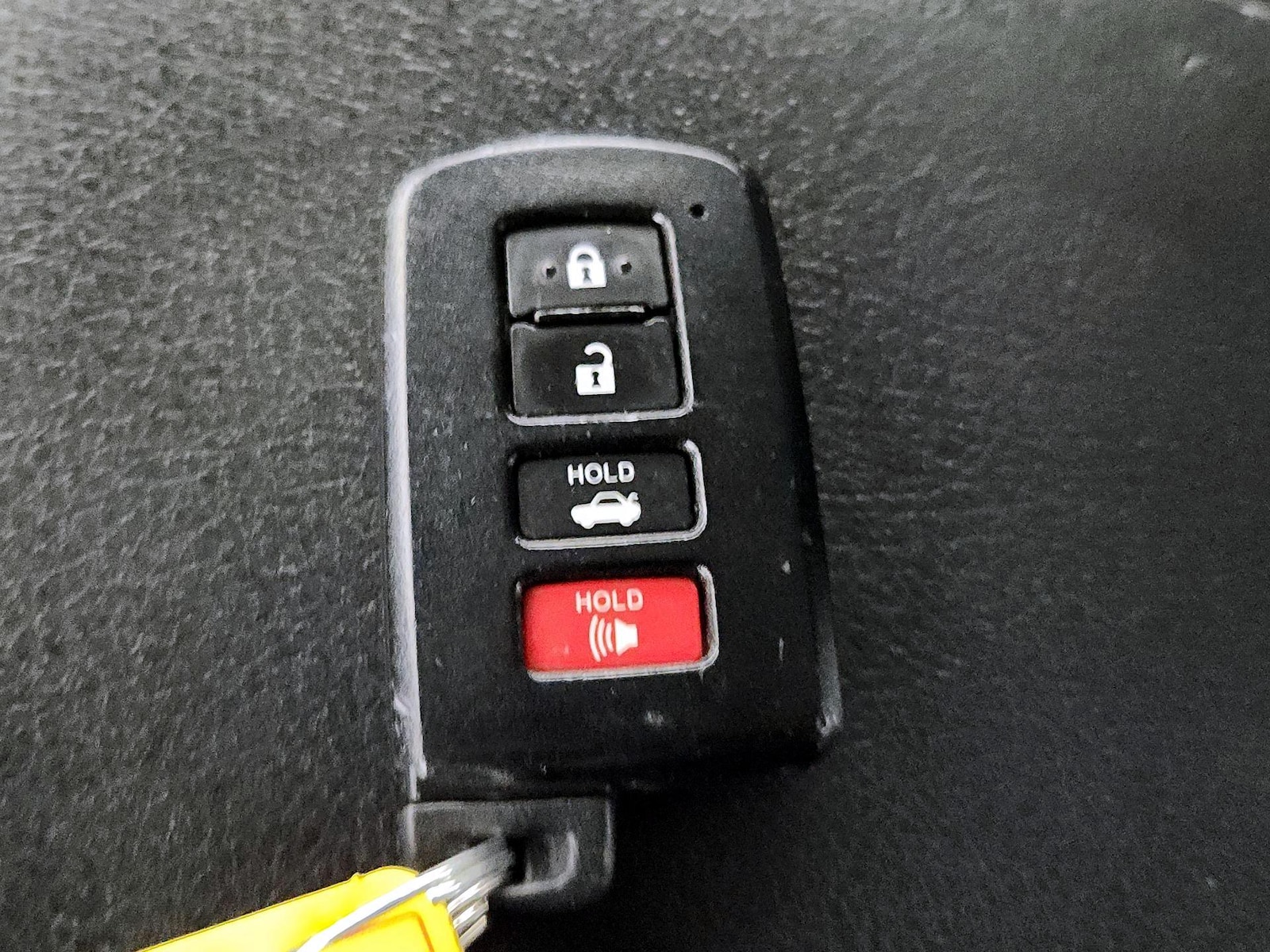 2017 Toyota Camry XLE - Photo 24