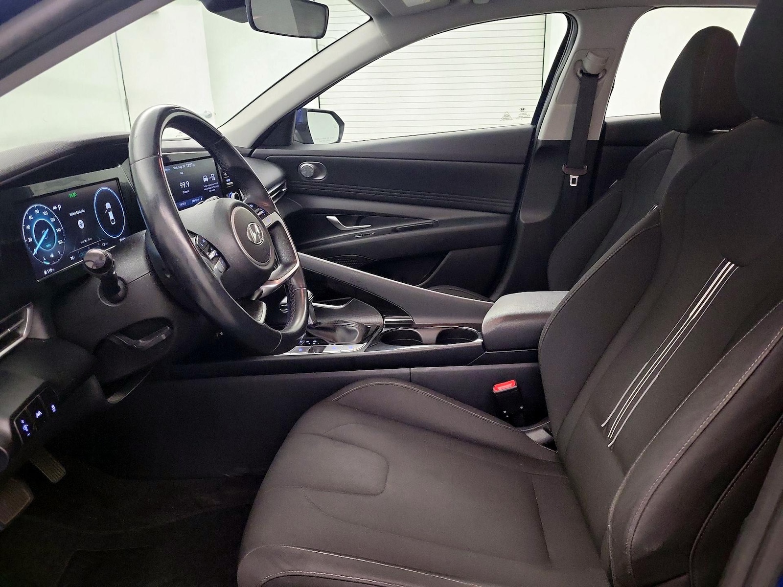 2021 Hyundai Elantra SEL - Photo 12