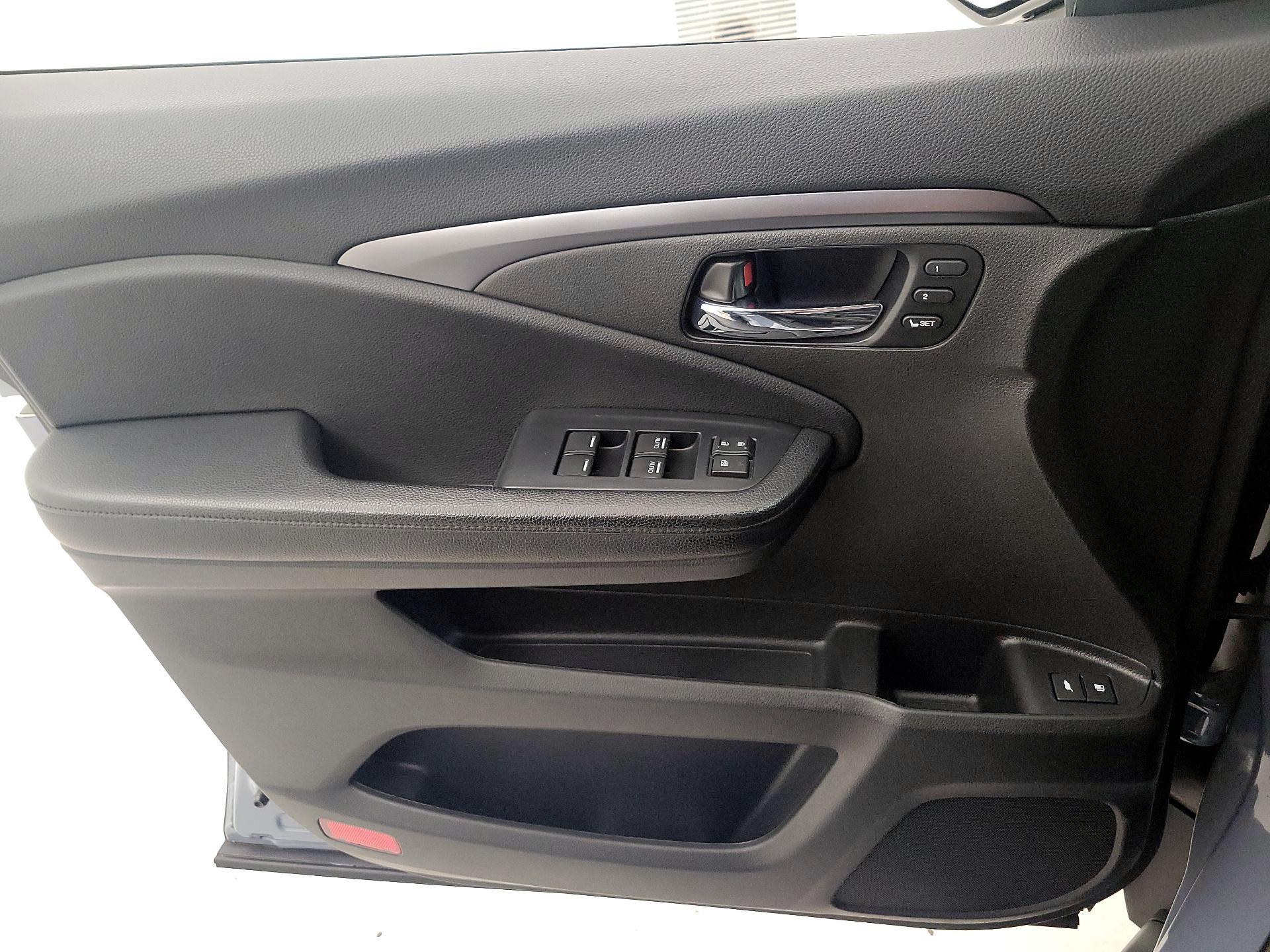 Thumbnail: 2022 Honda Pilot - 12