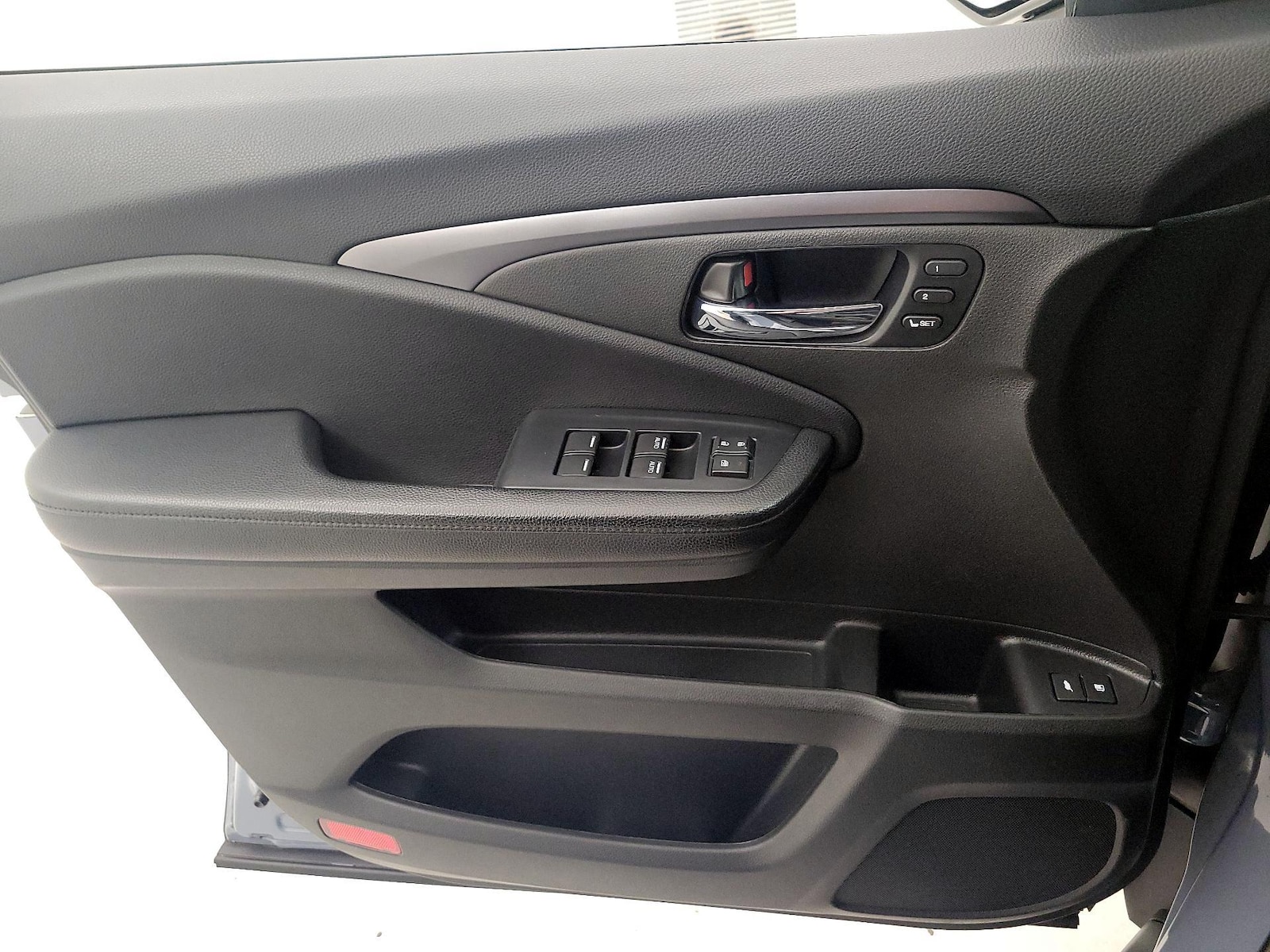 2022 Honda Pilot SE - Photo 13