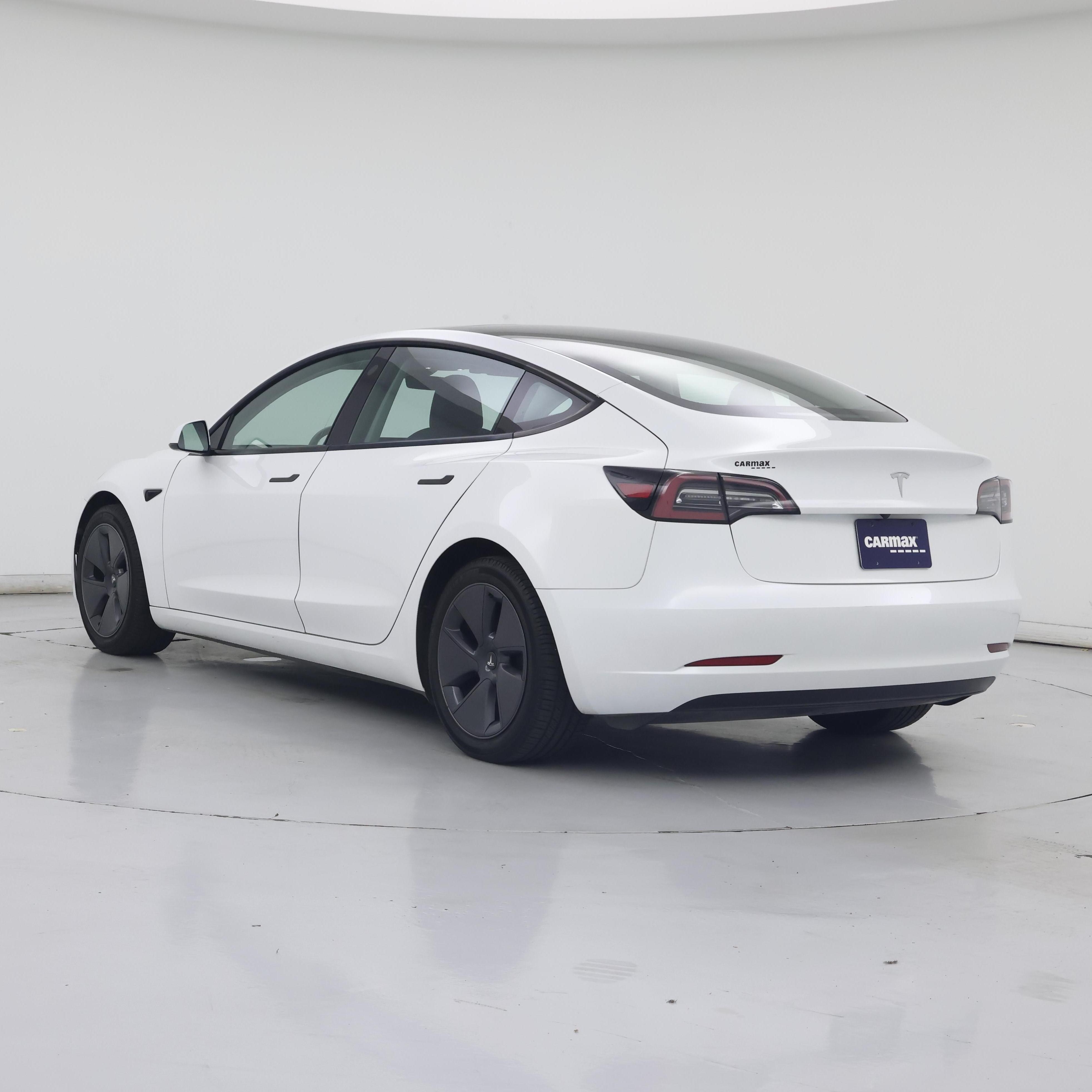 Thumbnail: 2023 Tesla Model 3 - 2