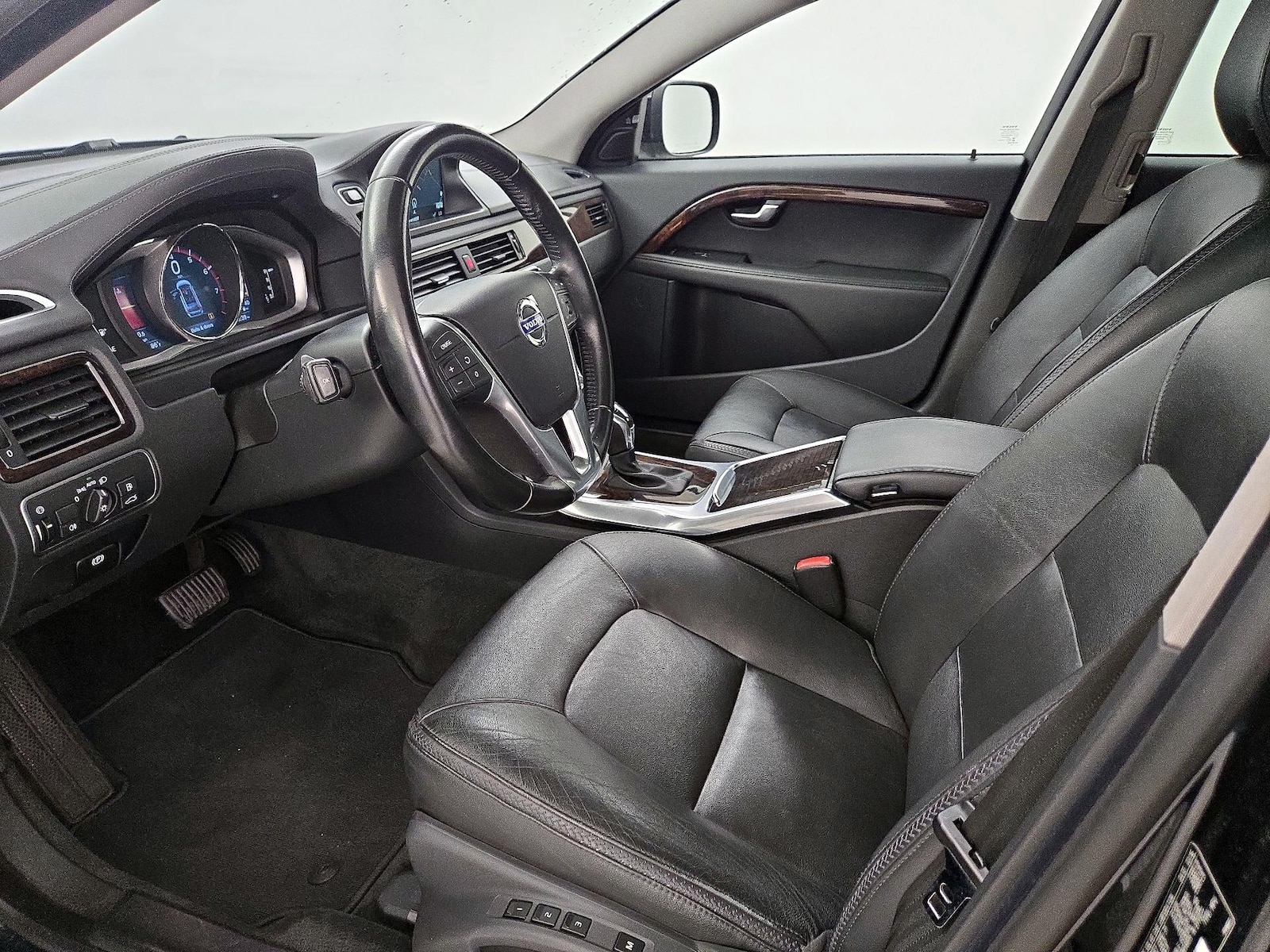 2016 Volvo XC70 Classic Premier - Photo 12