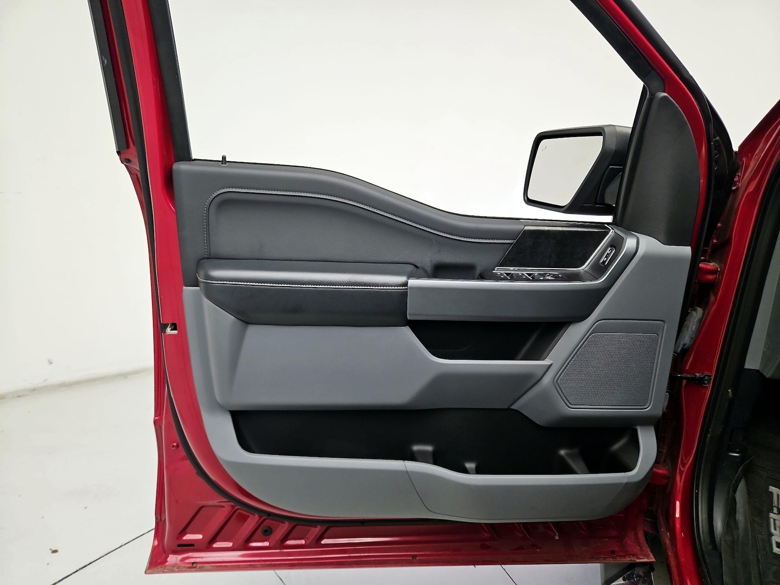 2021 Ford F-150 XLT - Photo 13