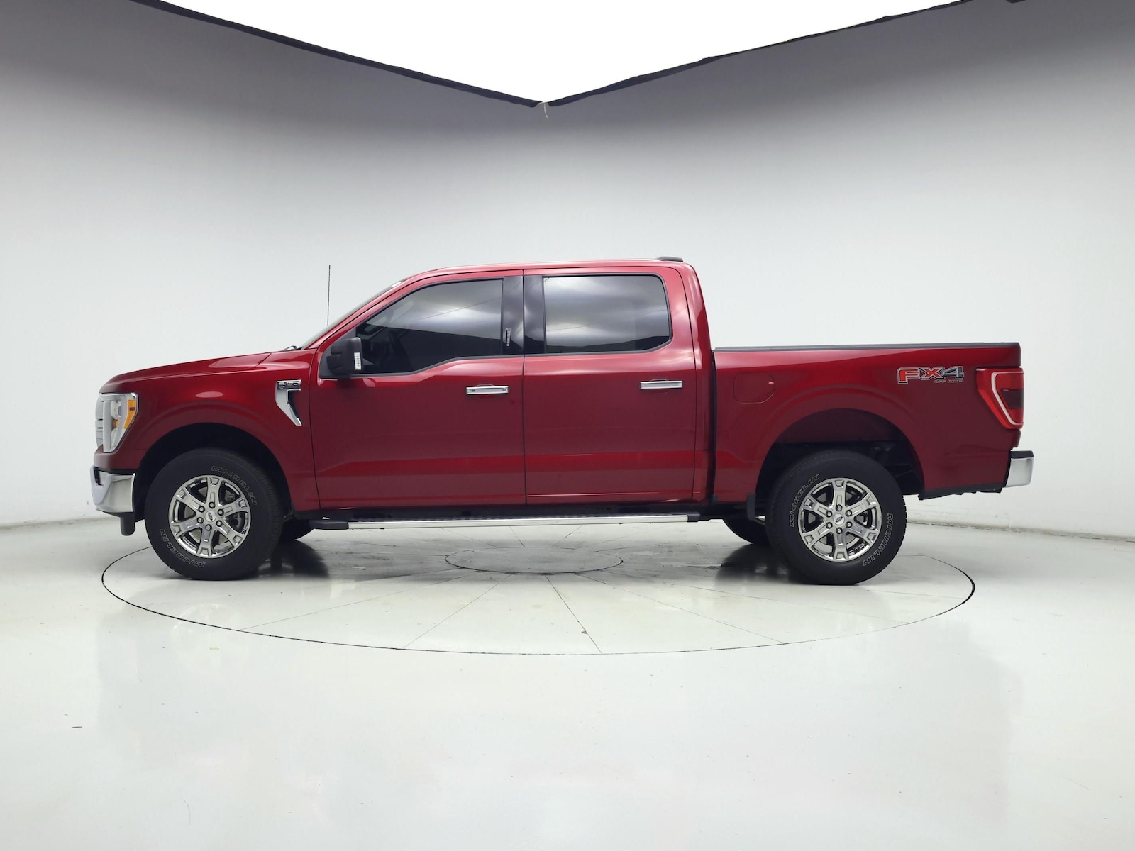 2021 Ford F-150 XLT - Photo 4