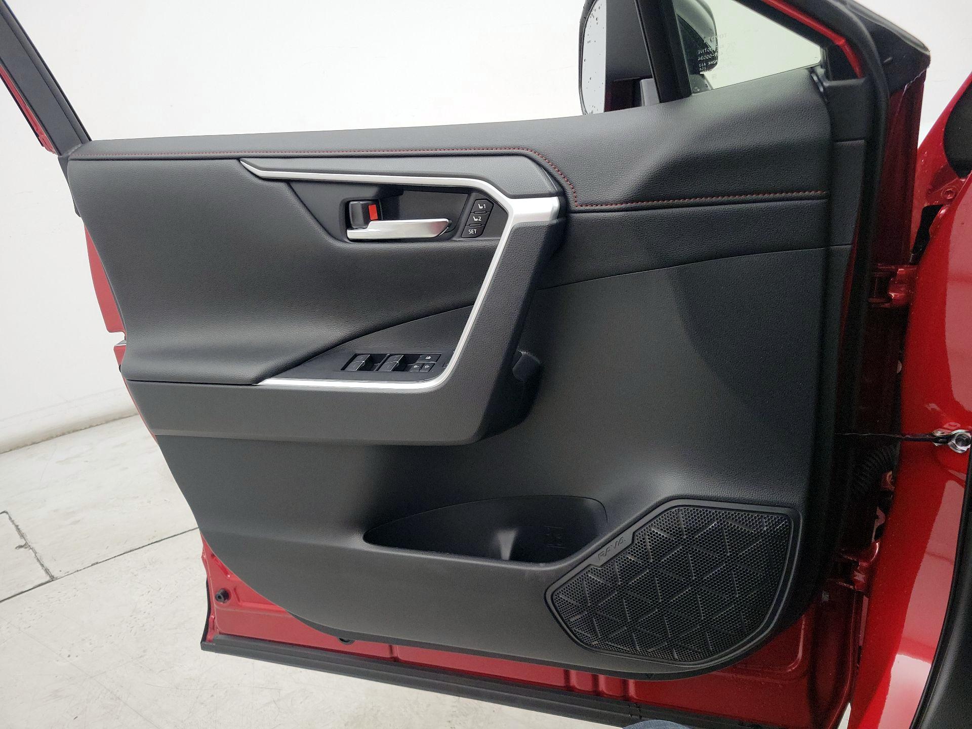 Thumbnail: 2023 Toyota RAV4 - 12
