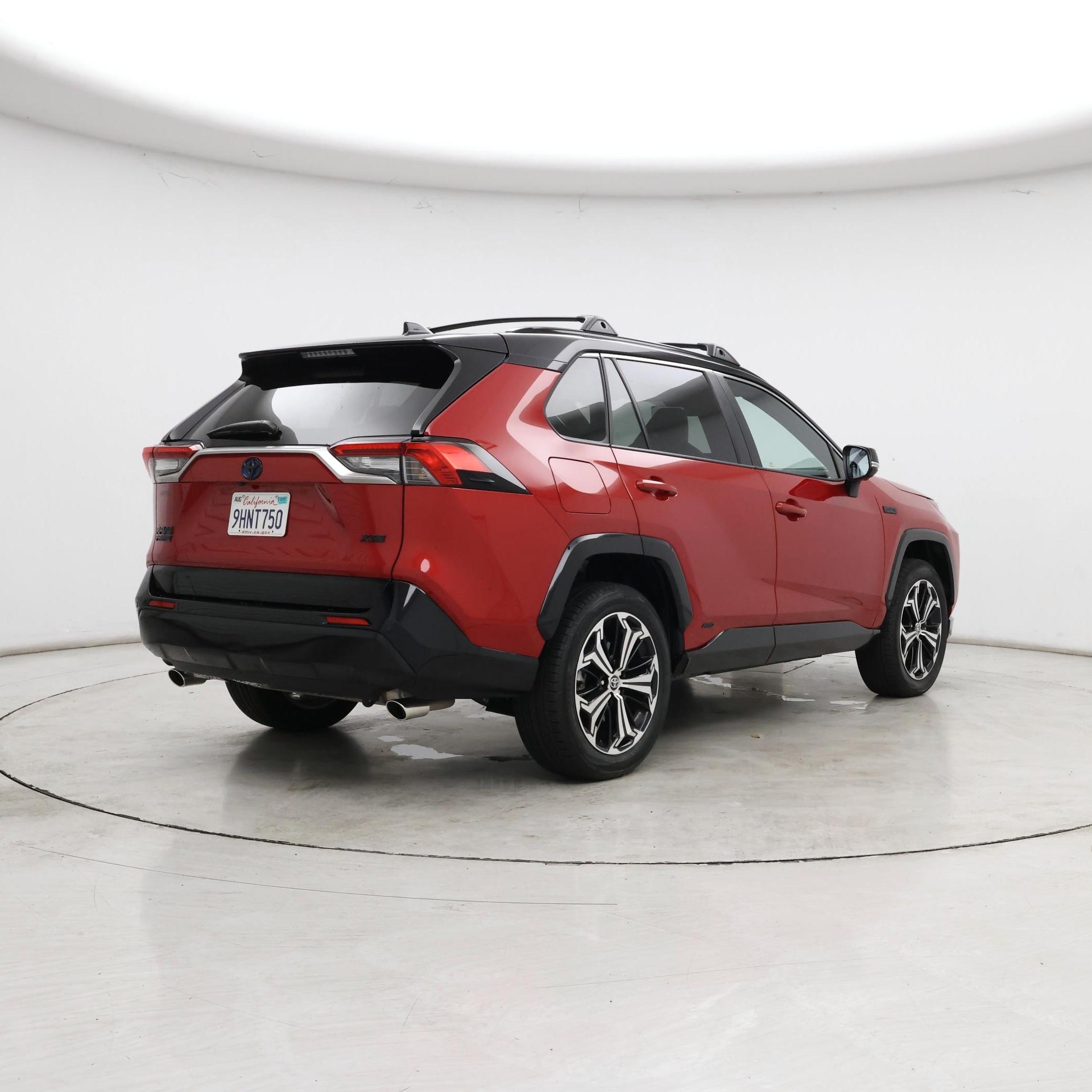 Thumbnail: 2023 Toyota RAV4 - 8