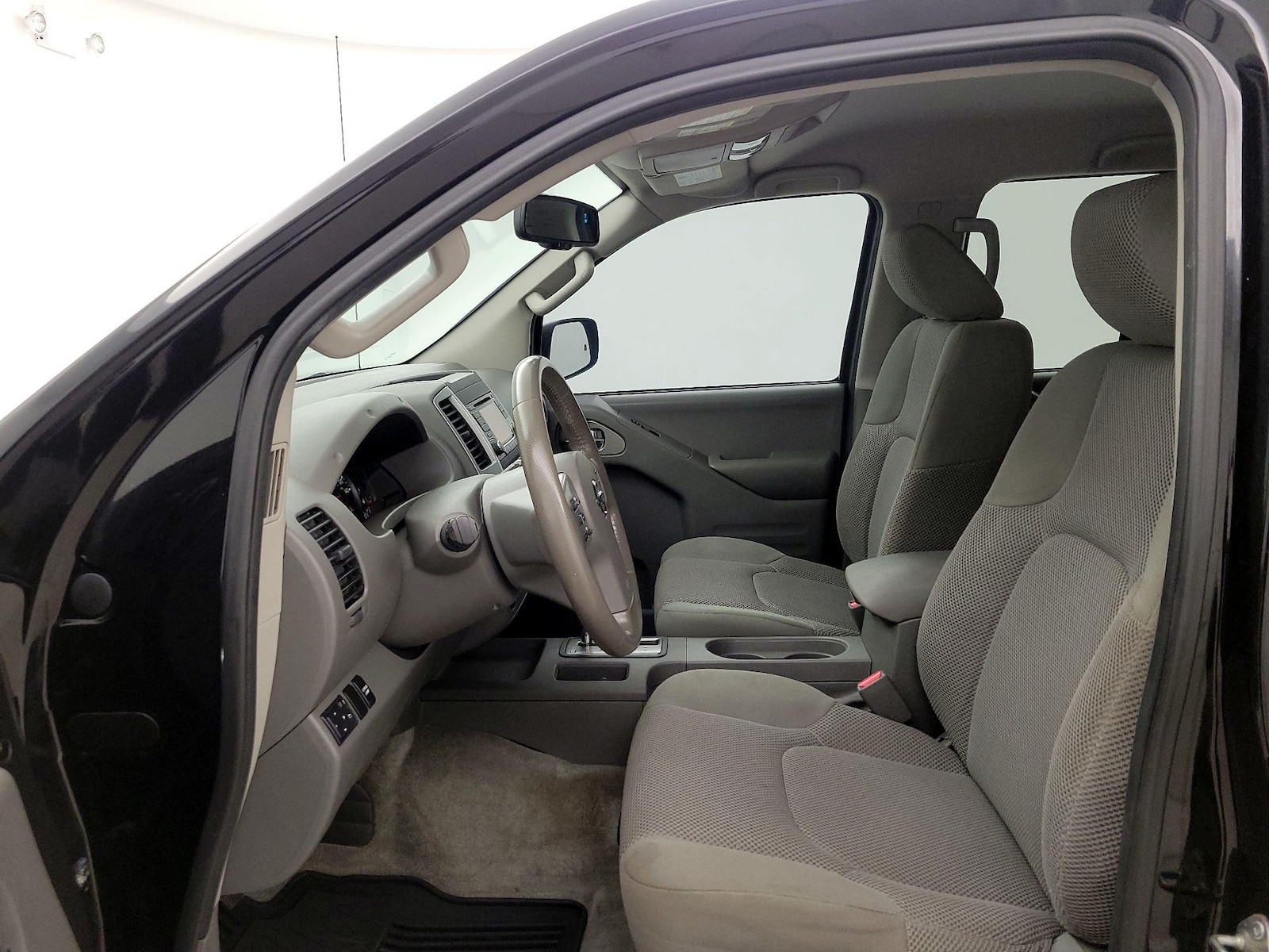 2016 Nissan Frontier SV - Photo 12