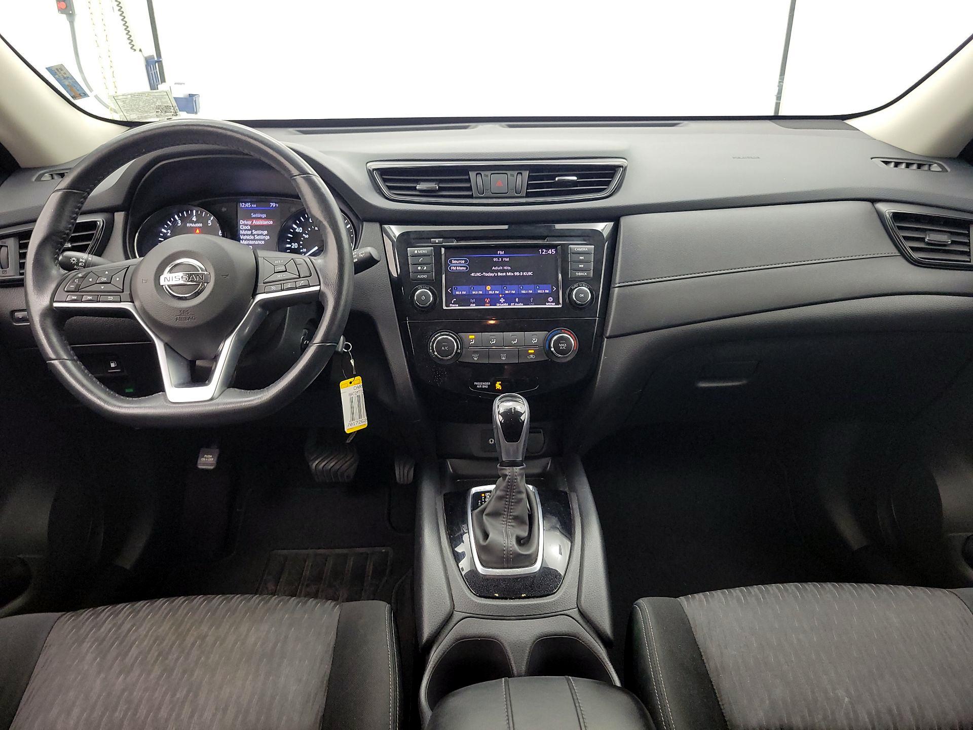 Thumbnail: 2020 Nissan Rogue - 9