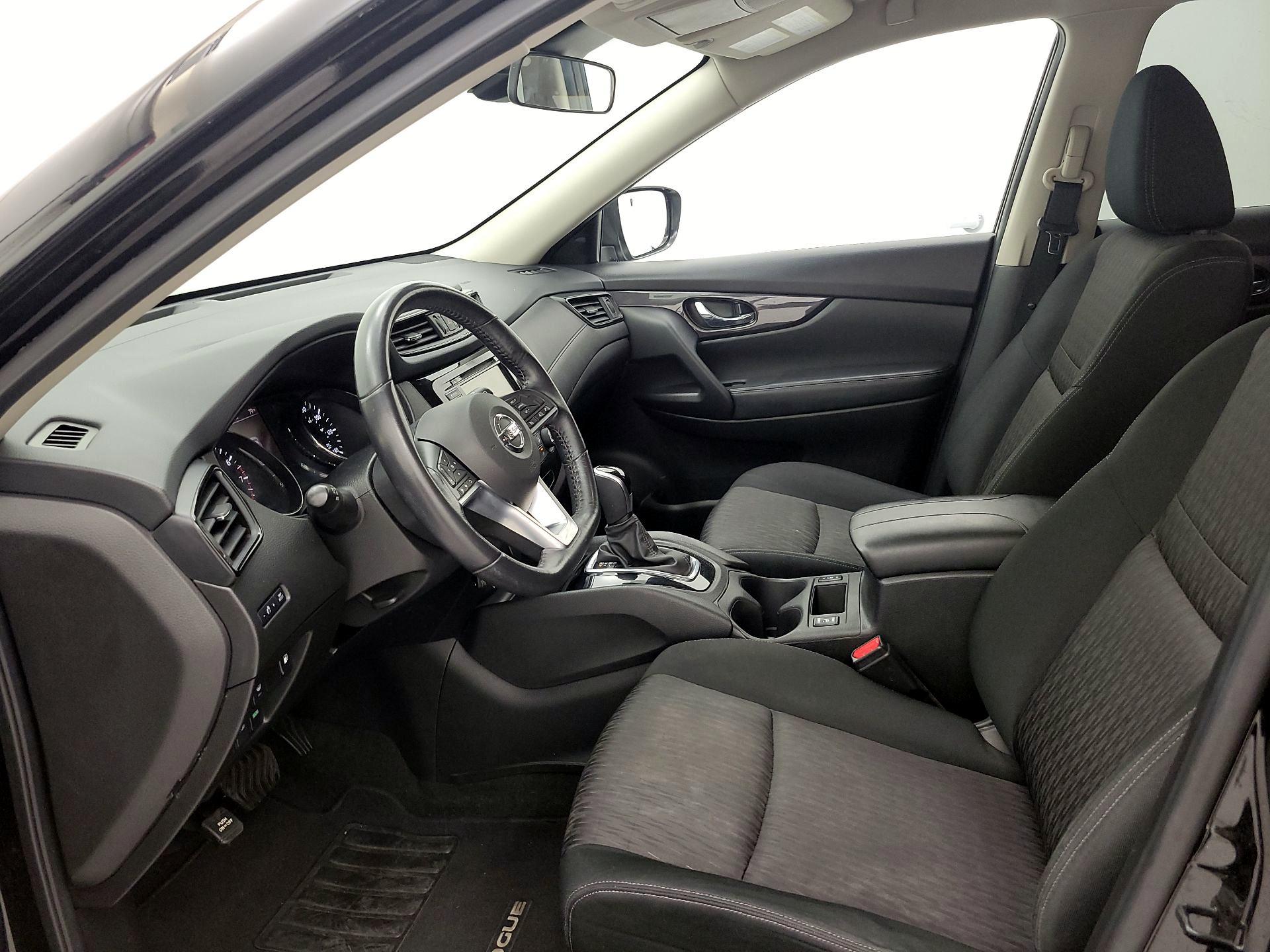 Thumbnail: 2020 Nissan Rogue - 11