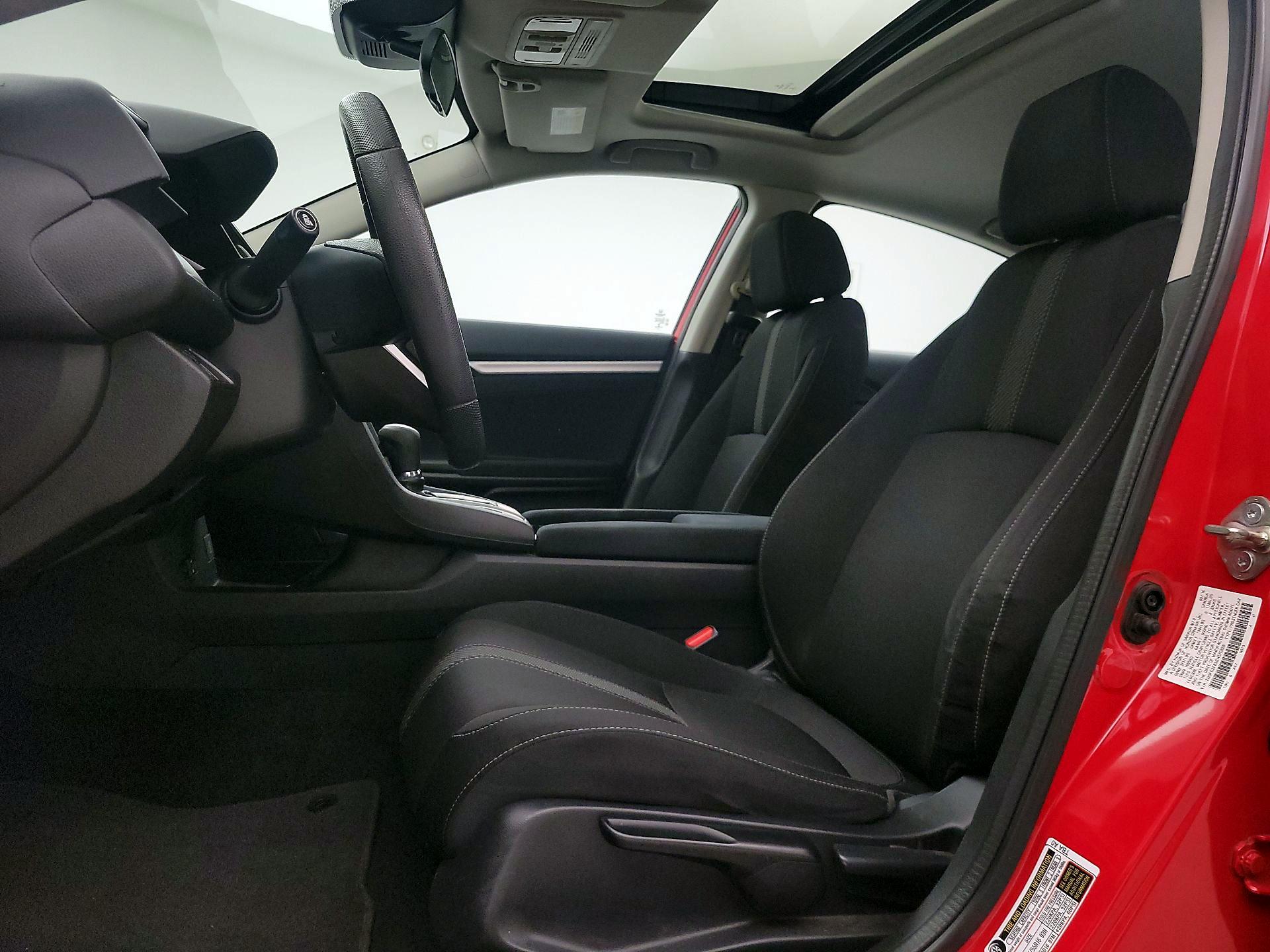 Thumbnail: 2016 Honda Civic - 11