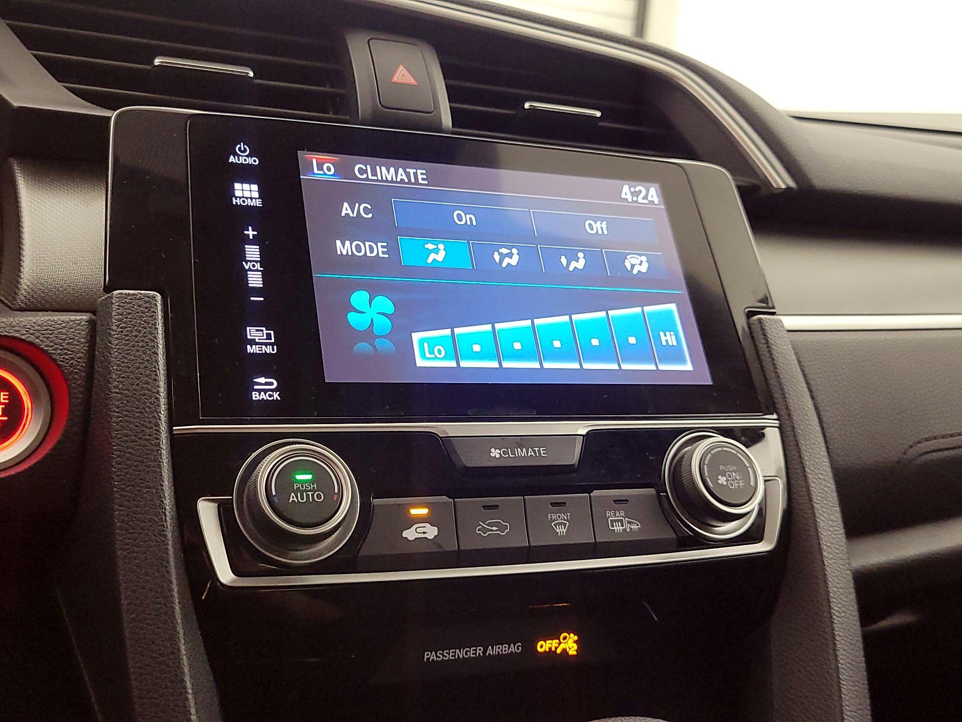 Thumbnail: 2016 Honda Civic - 16