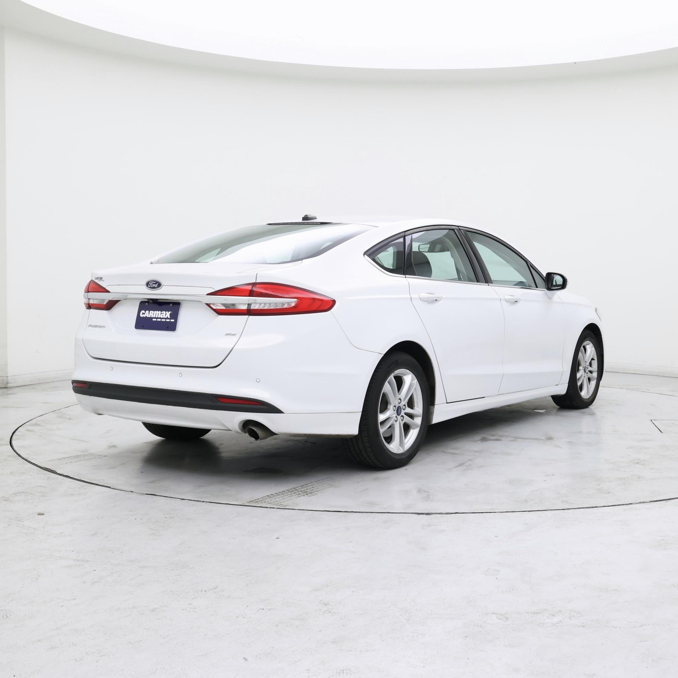 Thumbnail: 2018 Ford Fusion - 8
