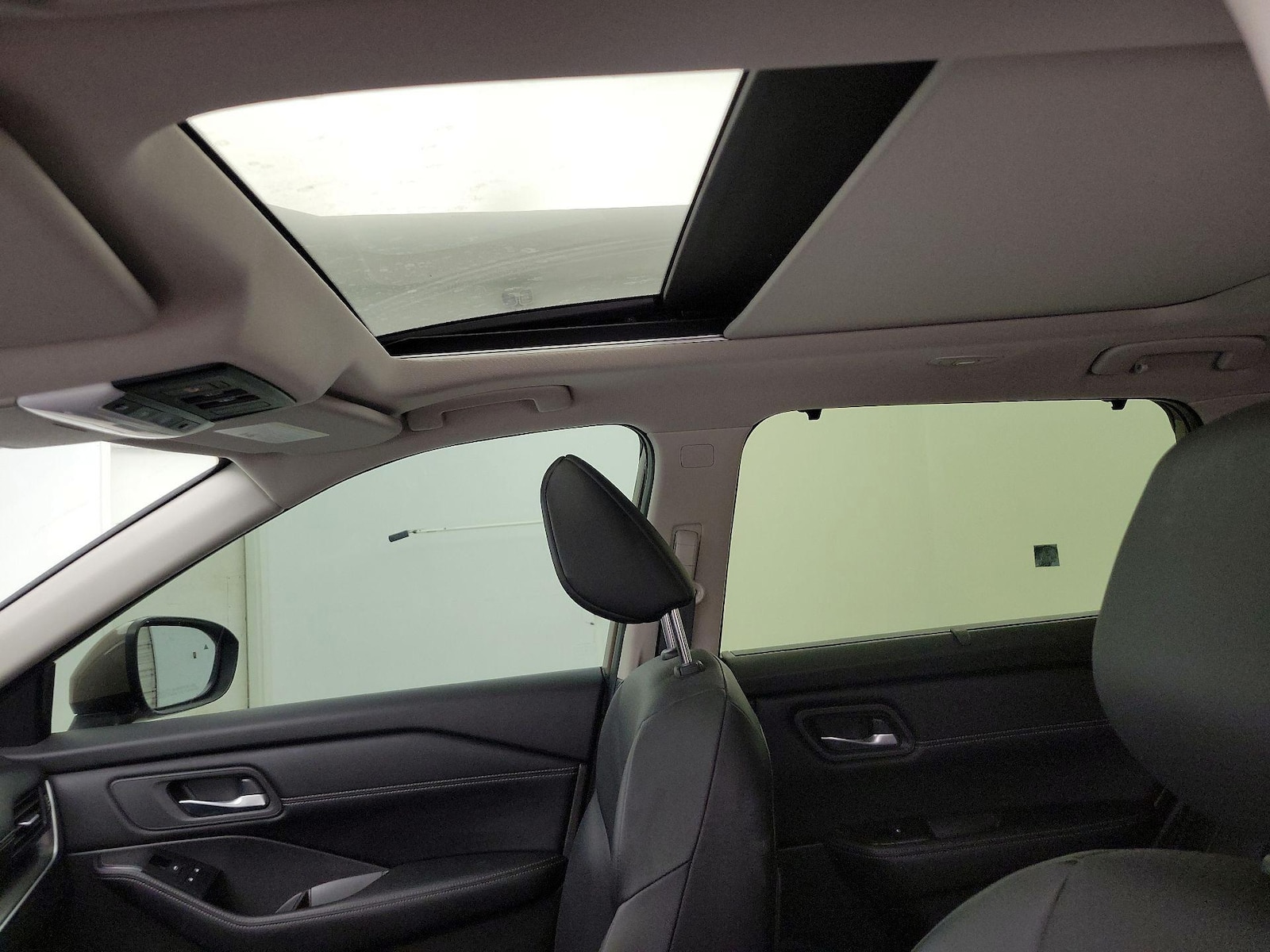 2024 Nissan Rogue SV - Photo 20