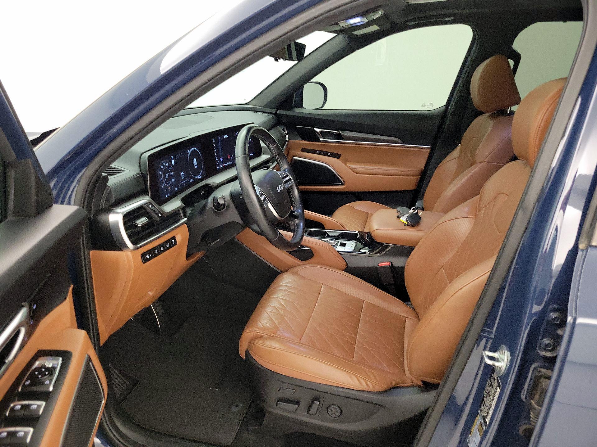 Thumbnail: 2023 Kia Telluride - 11
