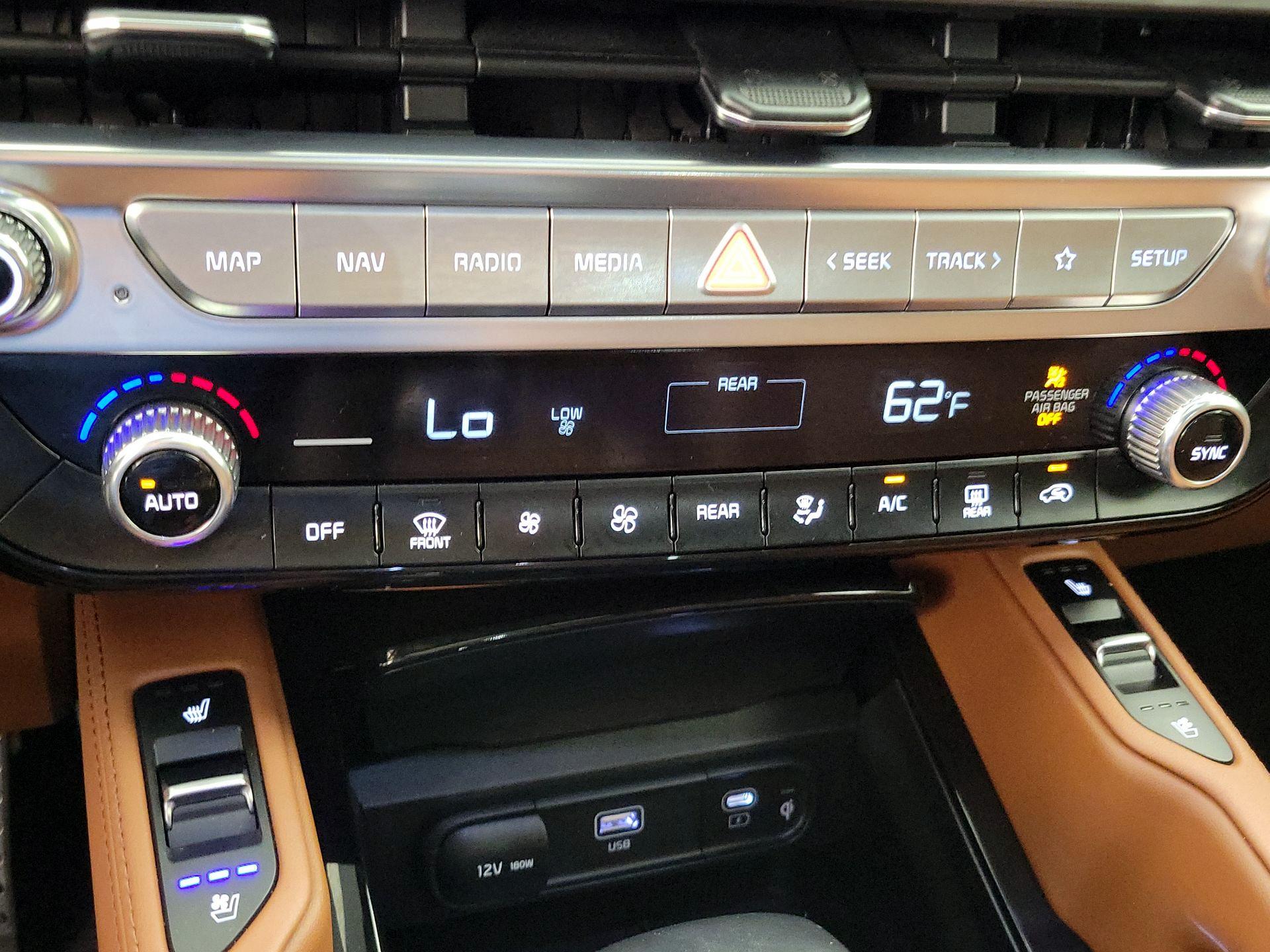 Thumbnail: 2023 Kia Telluride - 17