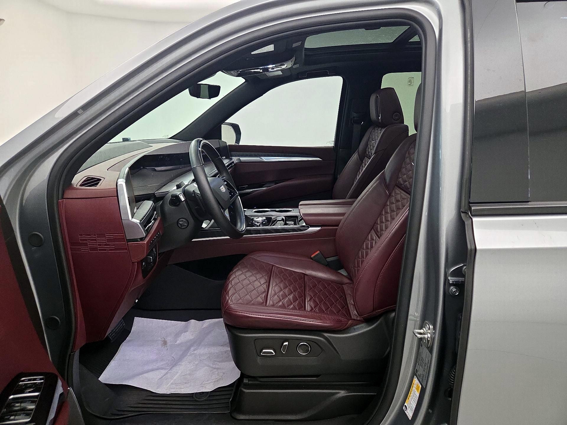 Thumbnail: 2025 Cadillac Escalade - 11