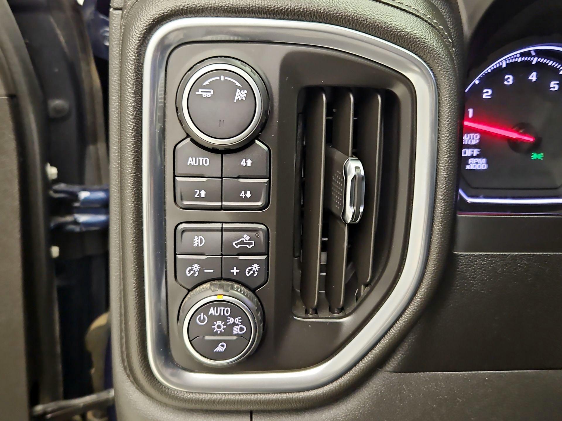 Thumbnail: 2019 Chevrolet Silverado 1500 - 13