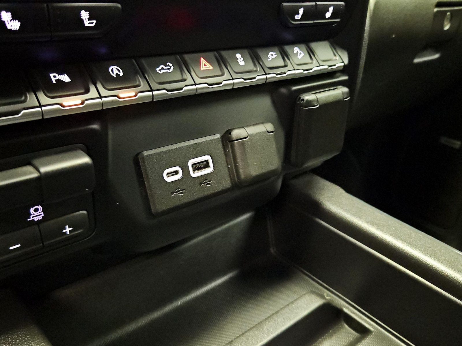 2019 Chevrolet Silverado 1500 LT Trail Boss - Photo 19