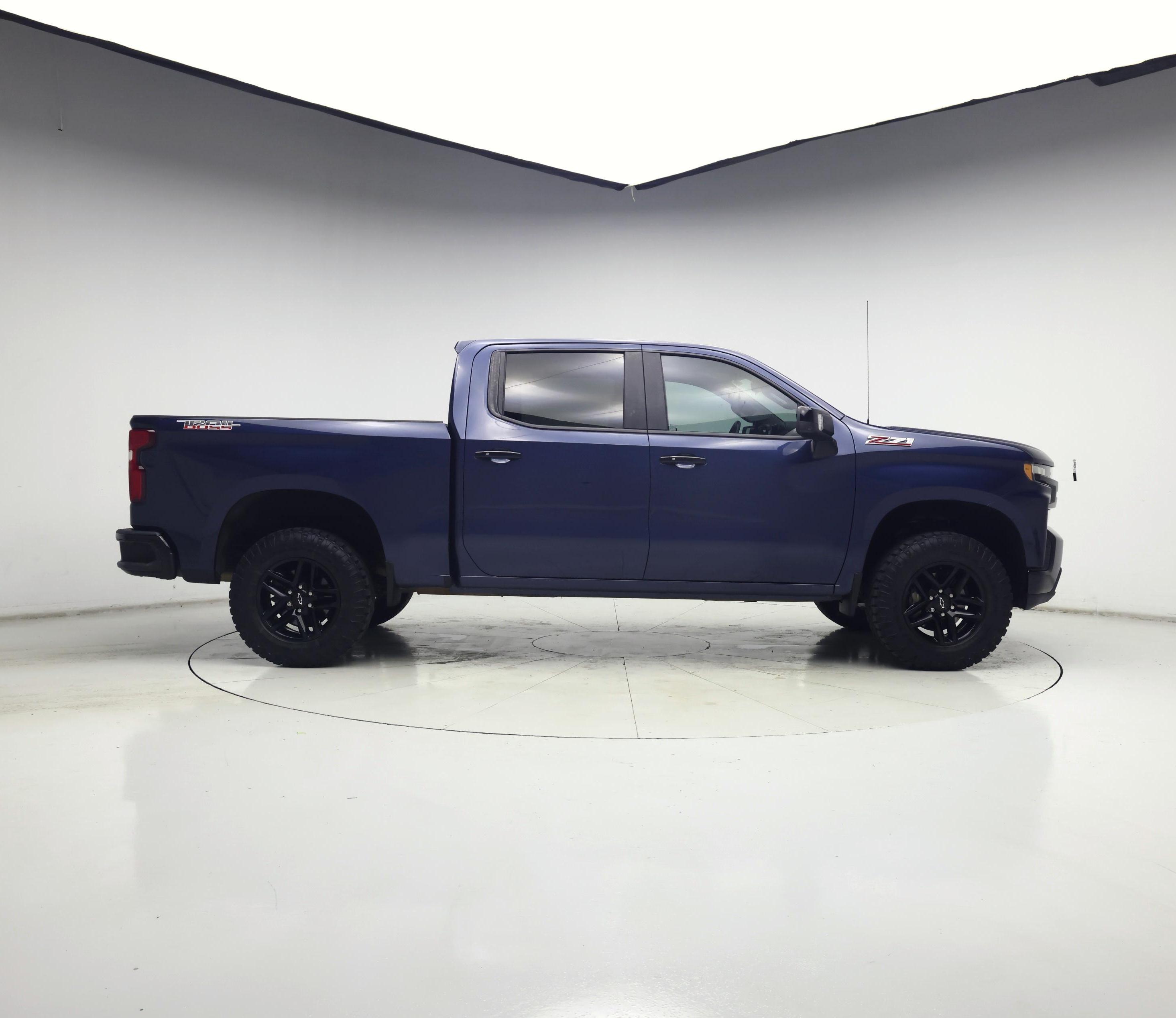 Thumbnail: 2019 Chevrolet Silverado 1500 - 3