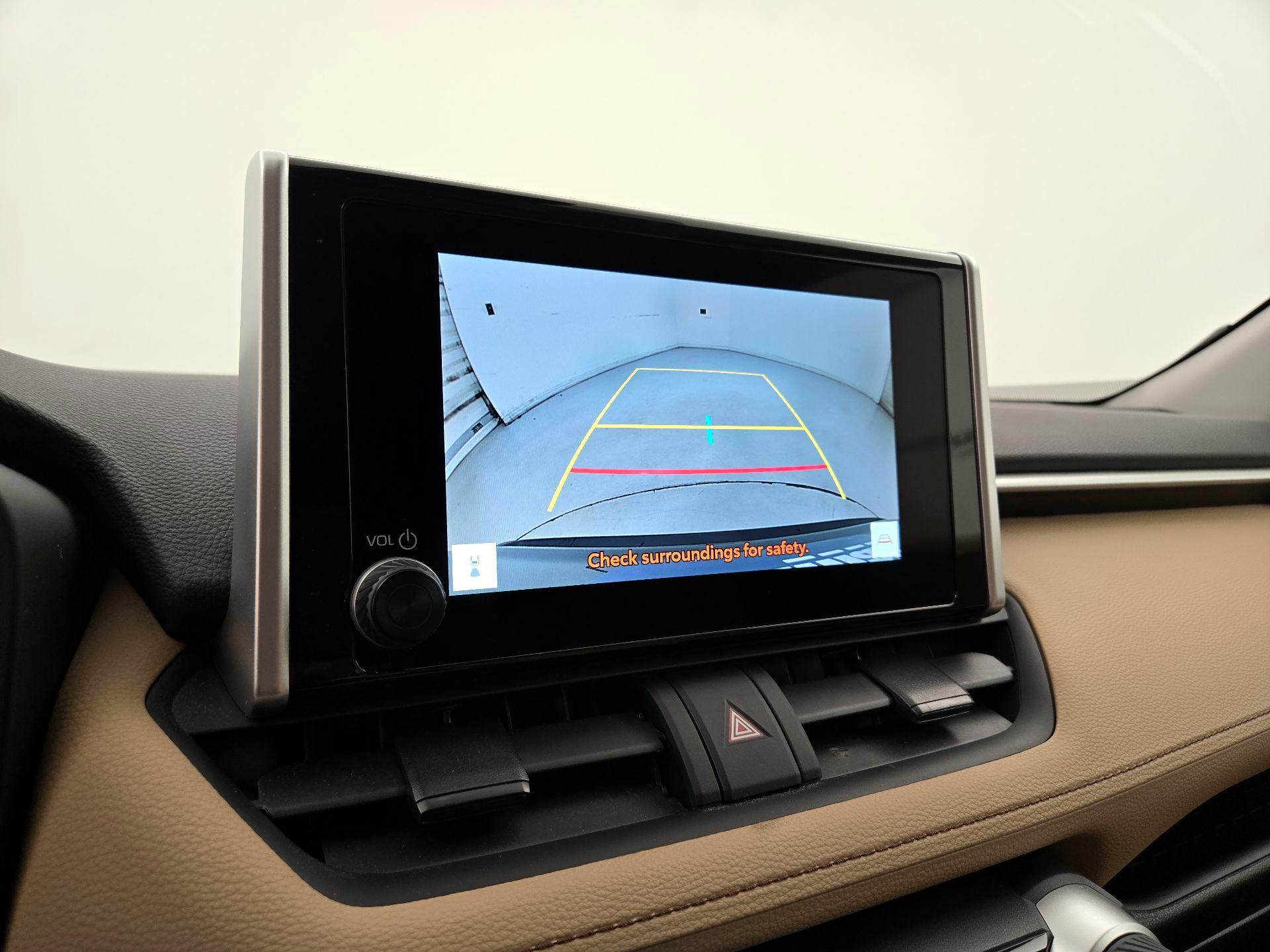 Thumbnail: 2023 Toyota RAV4 - 14