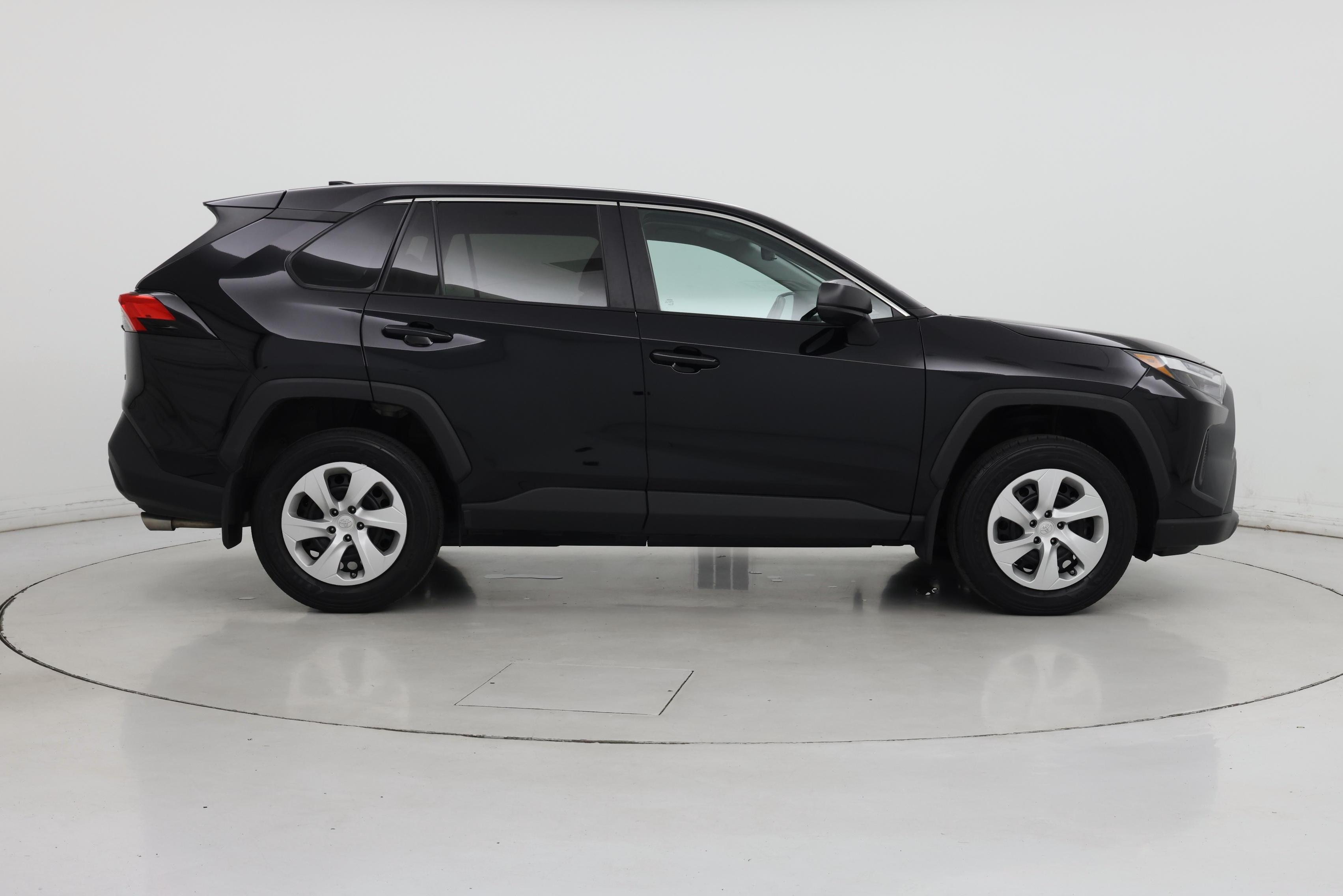 Thumbnail: 2023 Toyota RAV4 - 7