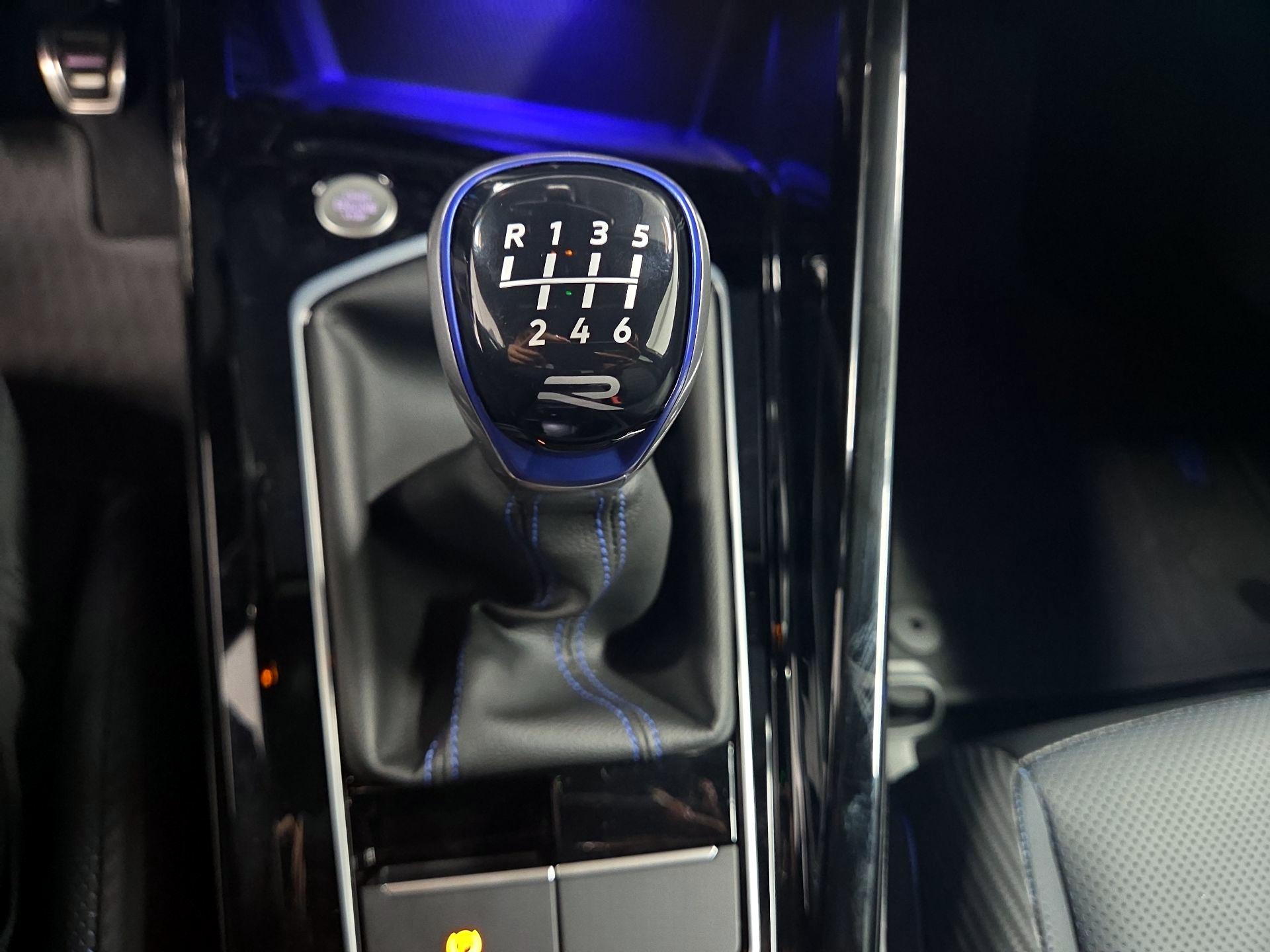 Thumbnail: 2024 Volkswagen Golf - 13