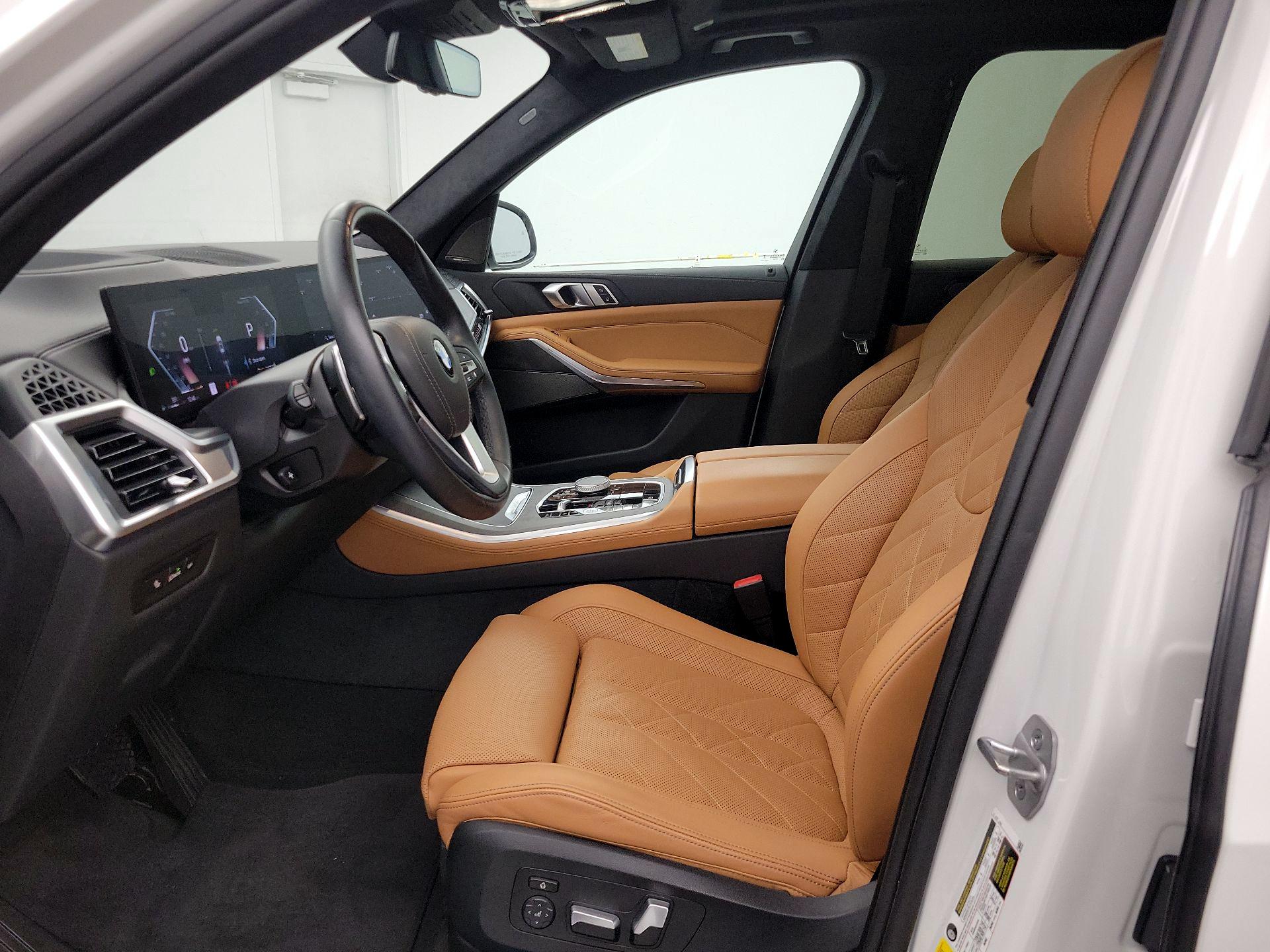 Thumbnail: 2024 BMW X5 - 11