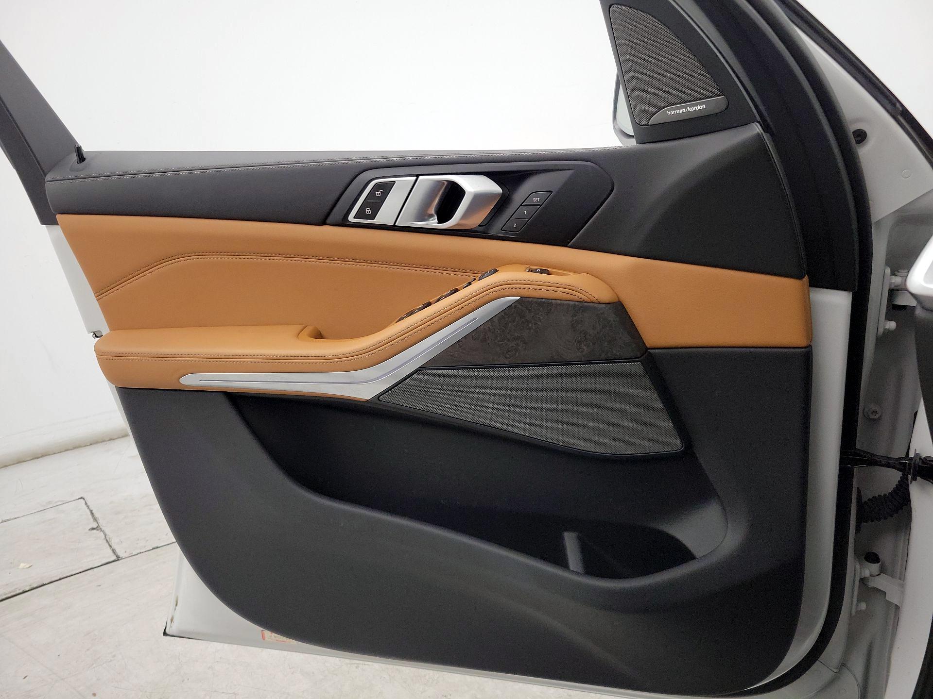 Thumbnail: 2024 BMW X5 - 12