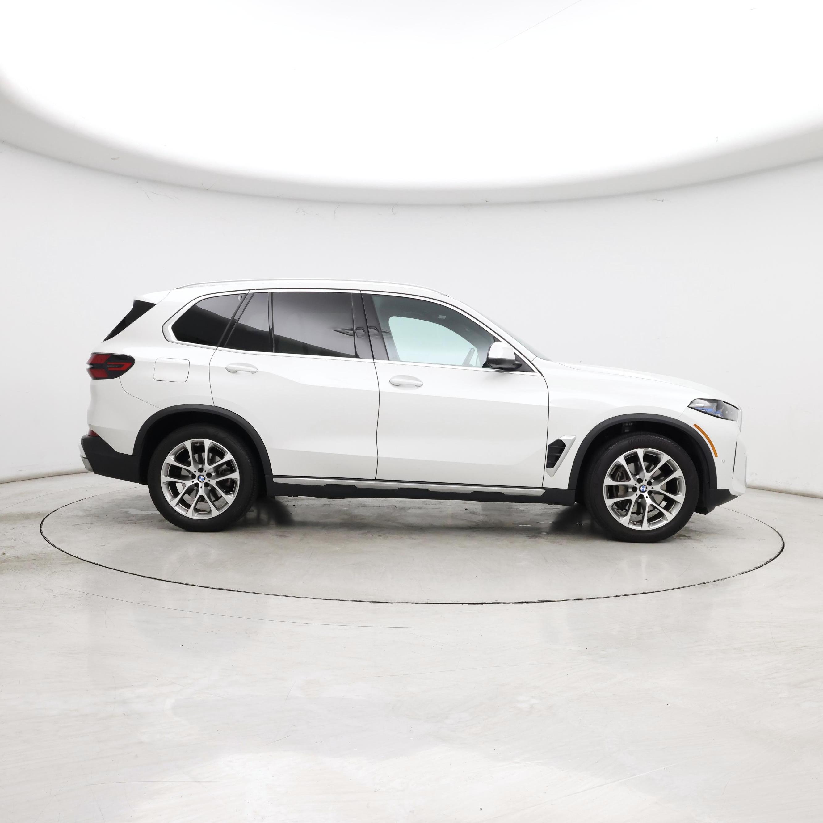 Thumbnail: 2024 BMW X5 - 7