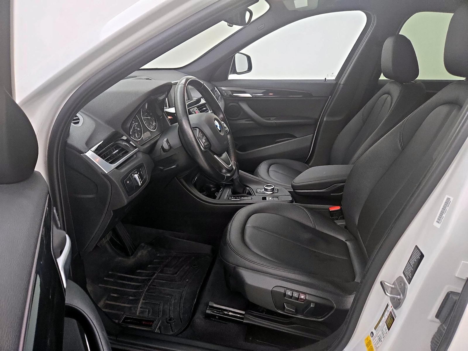 Power Seat(s) & Leather Seats