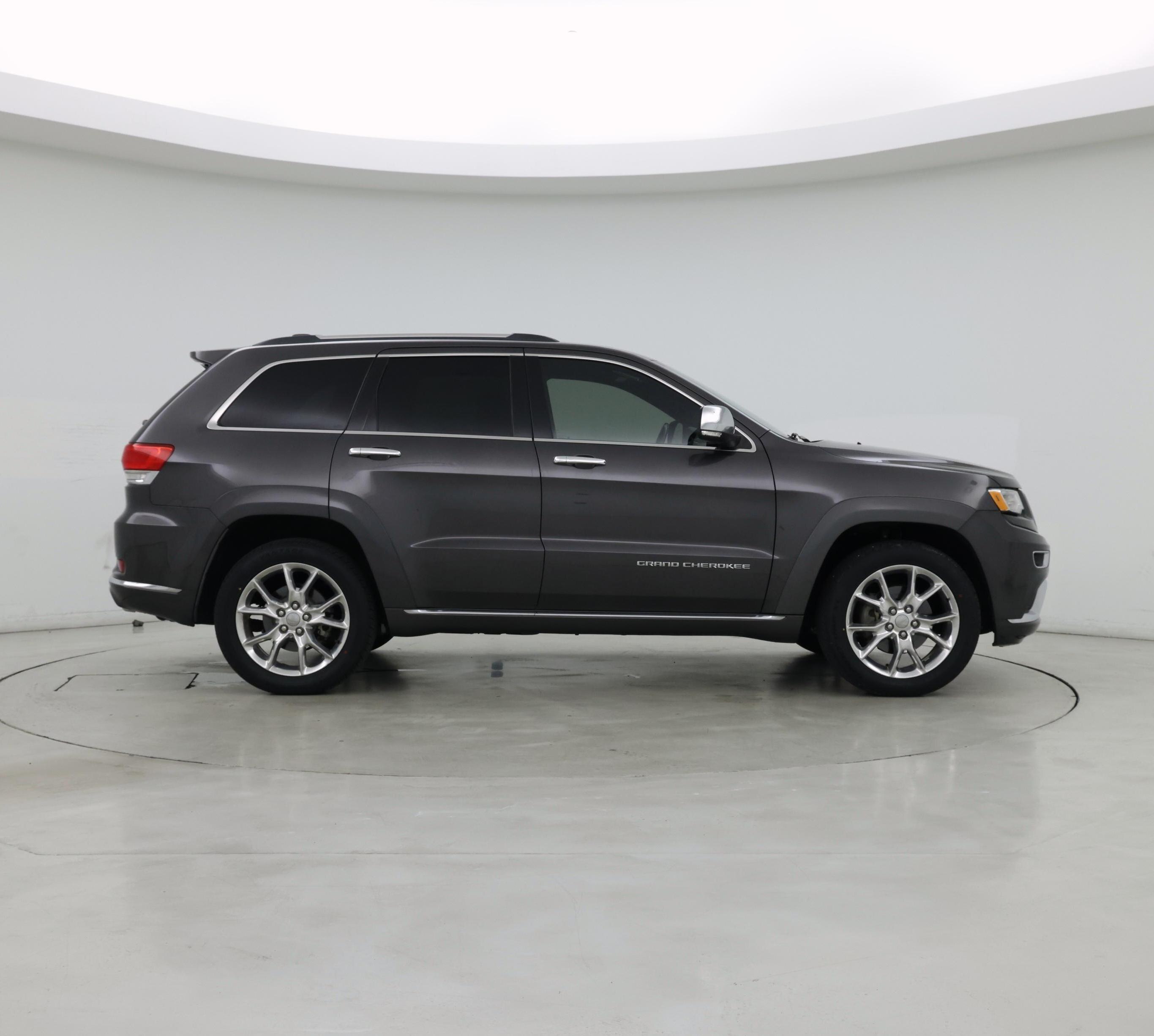 Thumbnail: 2015 Jeep Grand Cherokee - 7