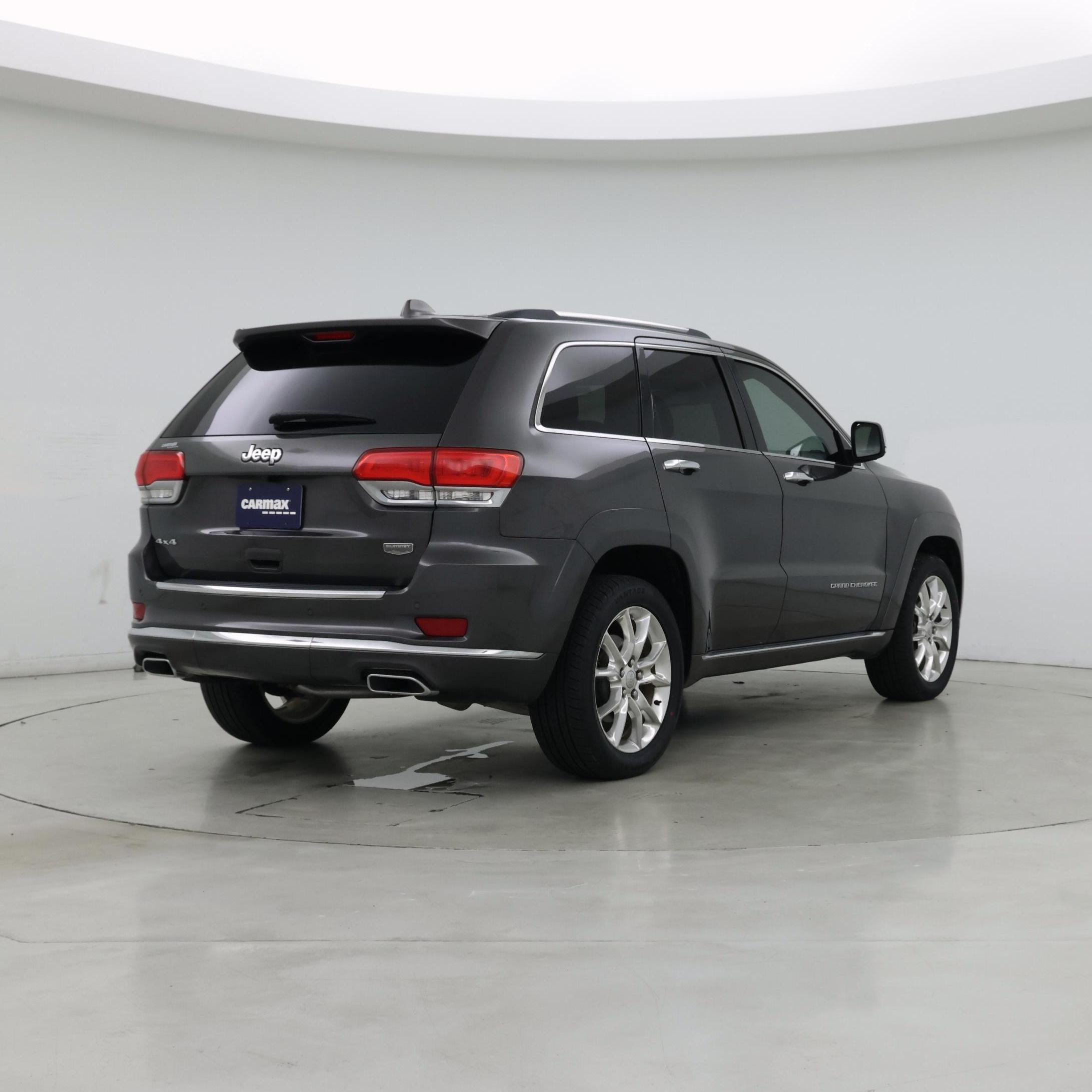 Thumbnail: 2015 Jeep Grand Cherokee - 8