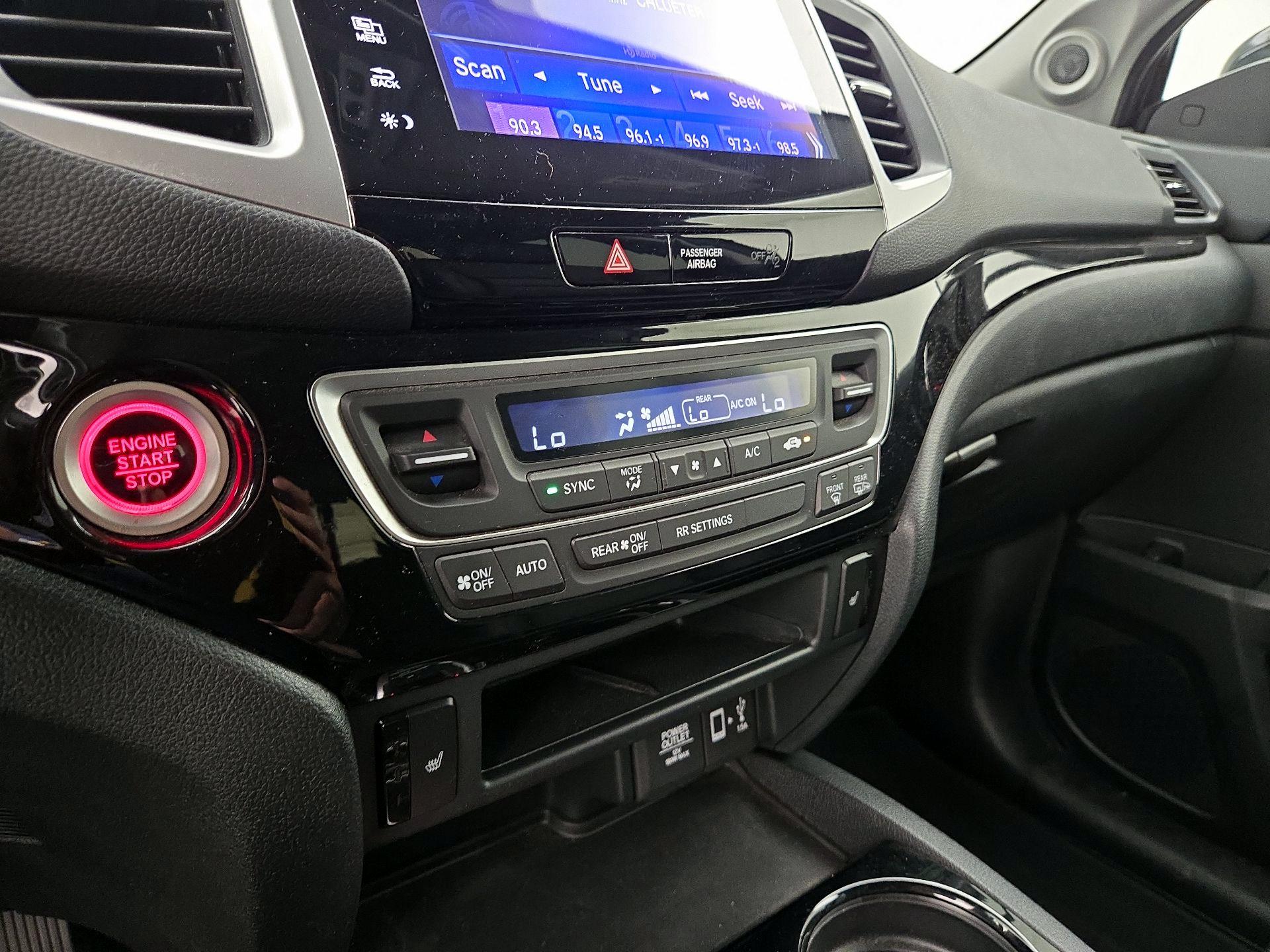 Thumbnail: 2020 Honda Ridgeline - 15