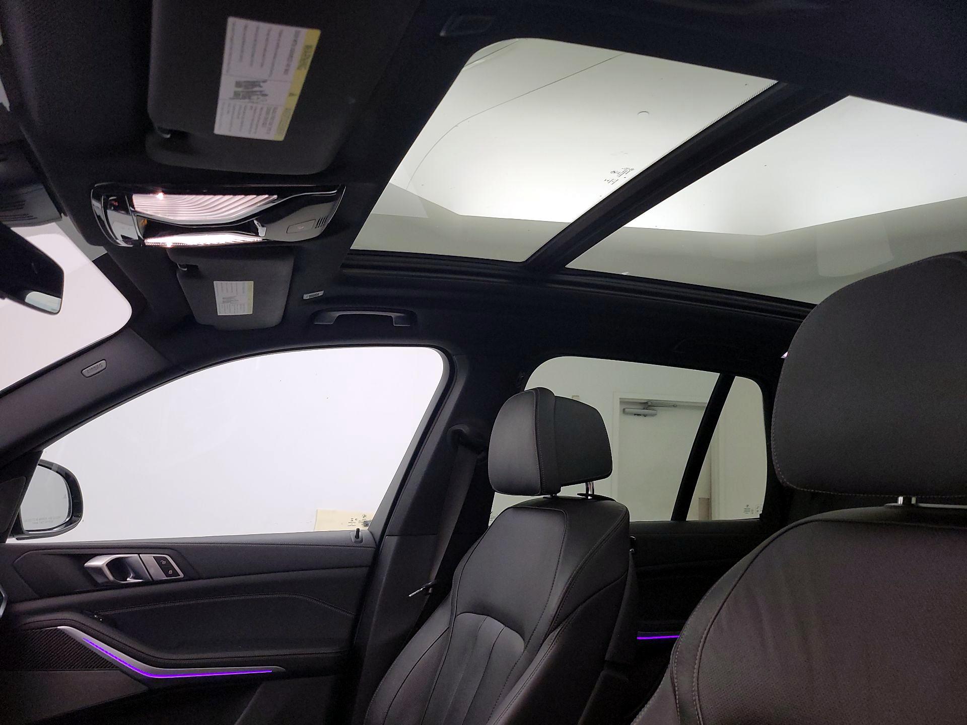 Thumbnail: 2022 BMW X5 - 20