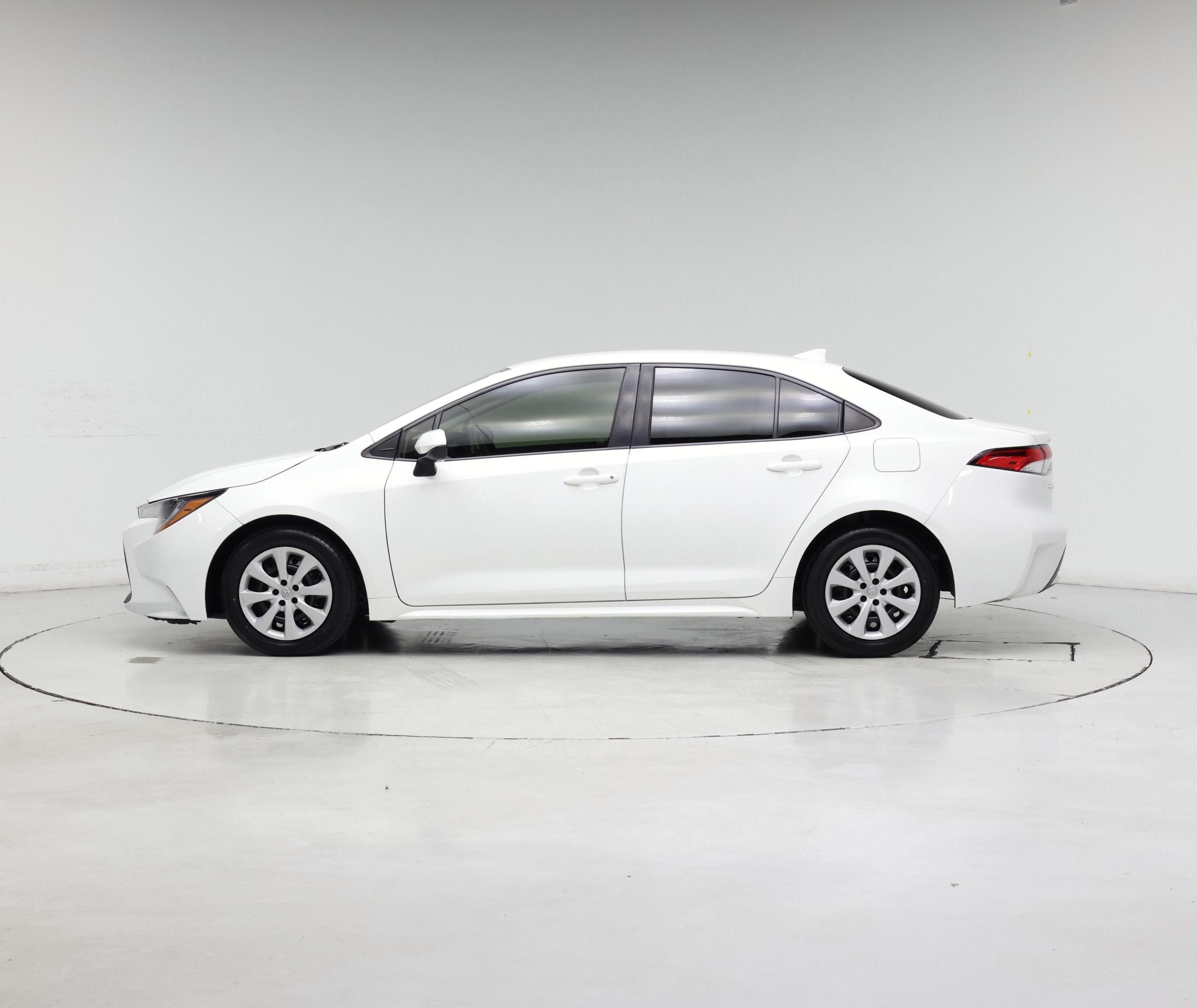 Thumbnail: 2022 Toyota Corolla - 3