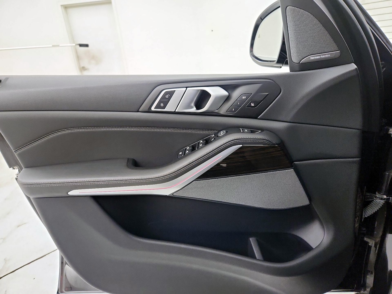 2019 BMW X5 50i - Photo 13