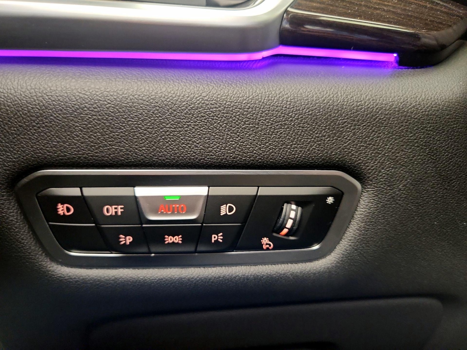 2019 BMW X5 50i - Photo 14
