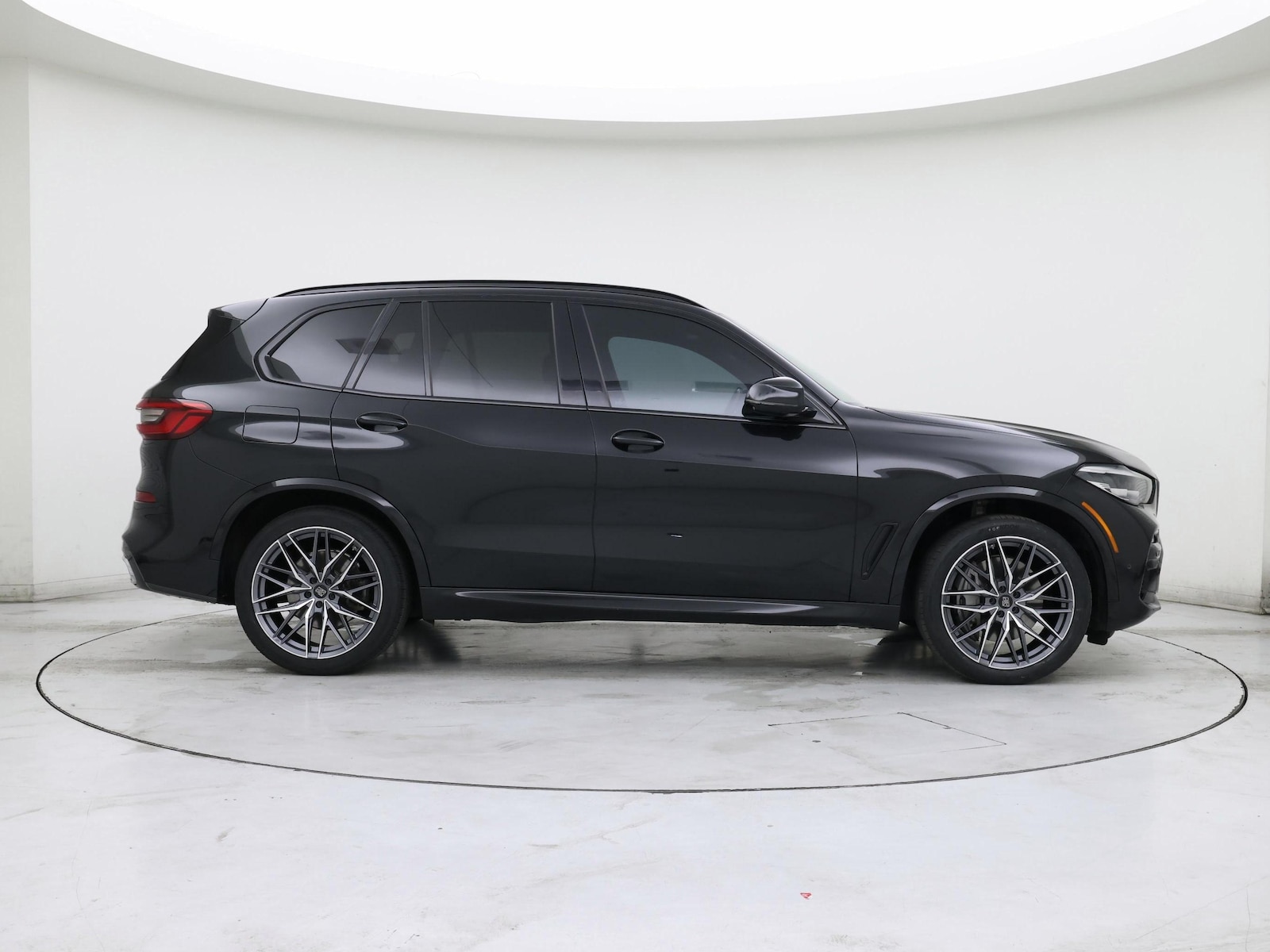 2019 BMW X5 50i - Photo 8
