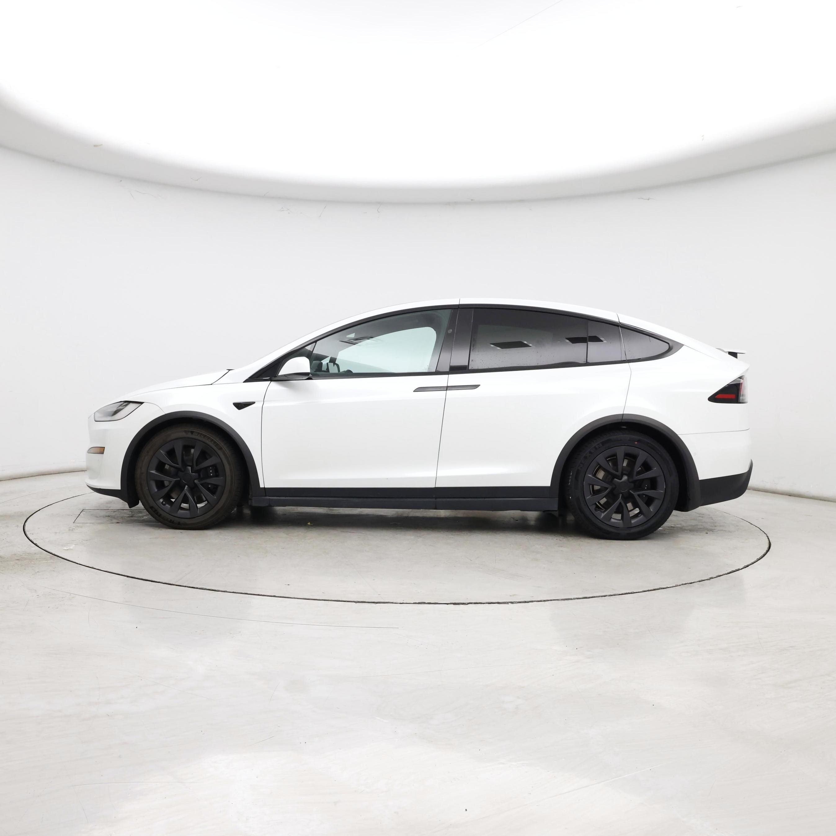 Thumbnail: 2022 Tesla Model X - 3