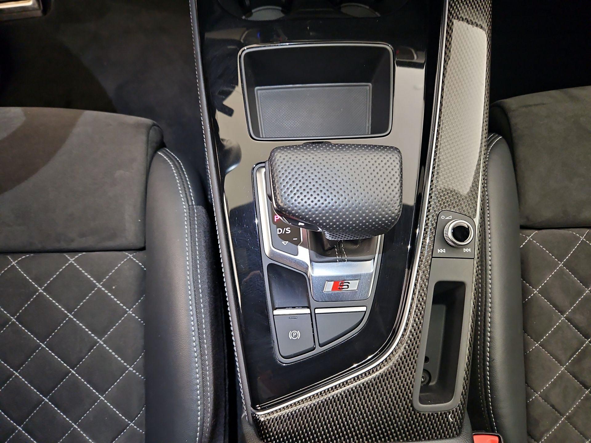 Thumbnail: 2021 Audi S5 - 18