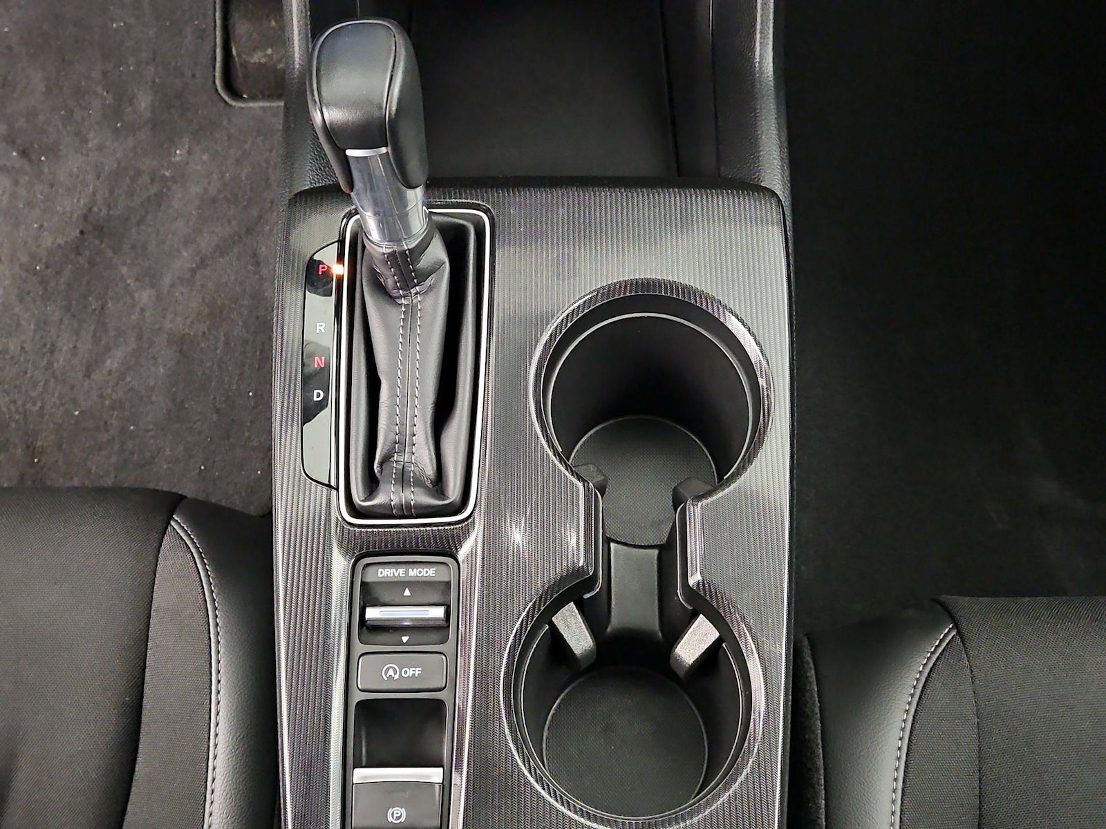 2024 Honda Civic Hatchback Sport - Photo 16