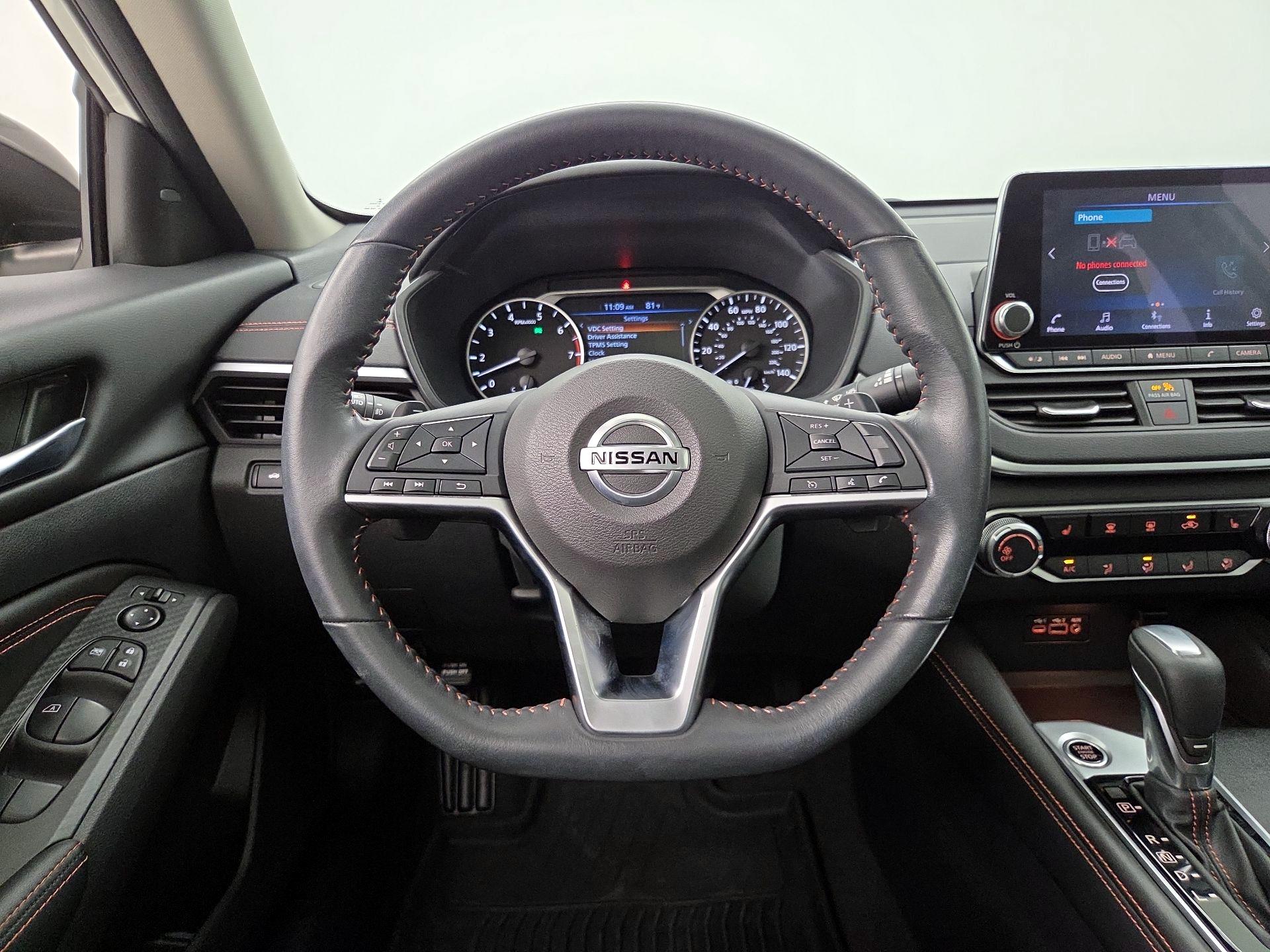Thumbnail: 2022 Nissan Altima - 10